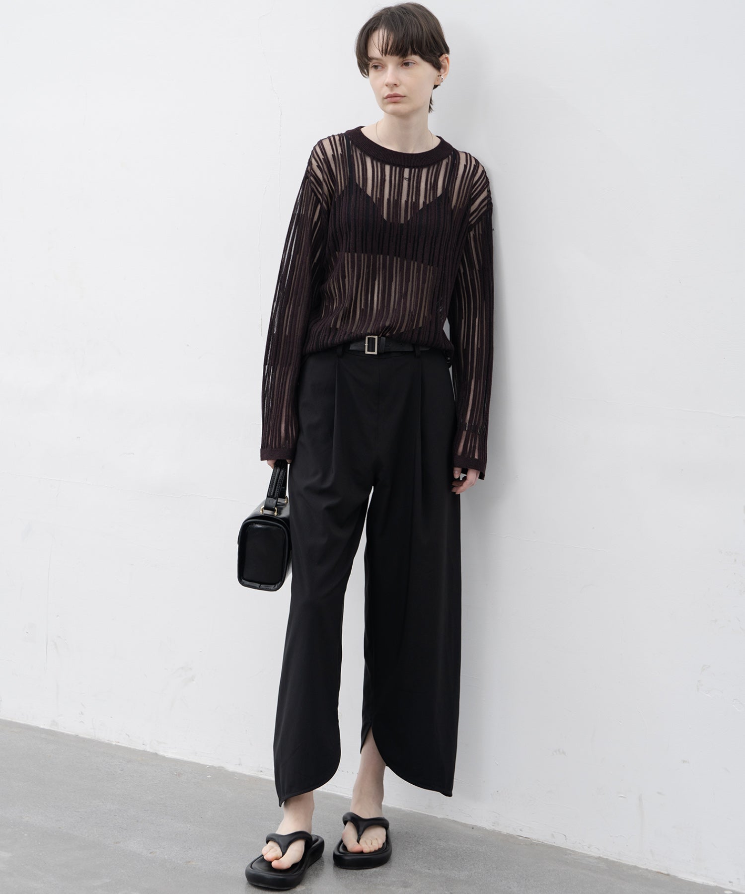 round cut straight ankle pants