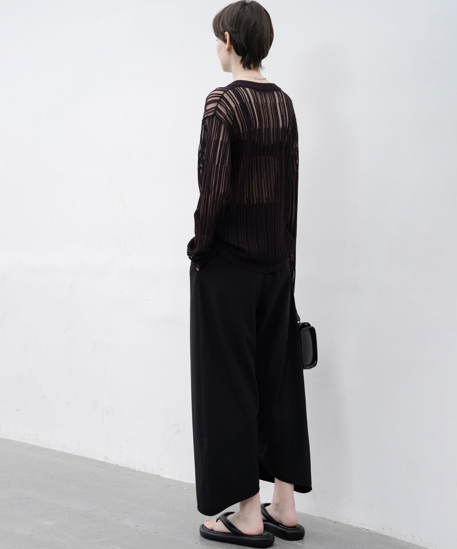 round cut straight ankle pants