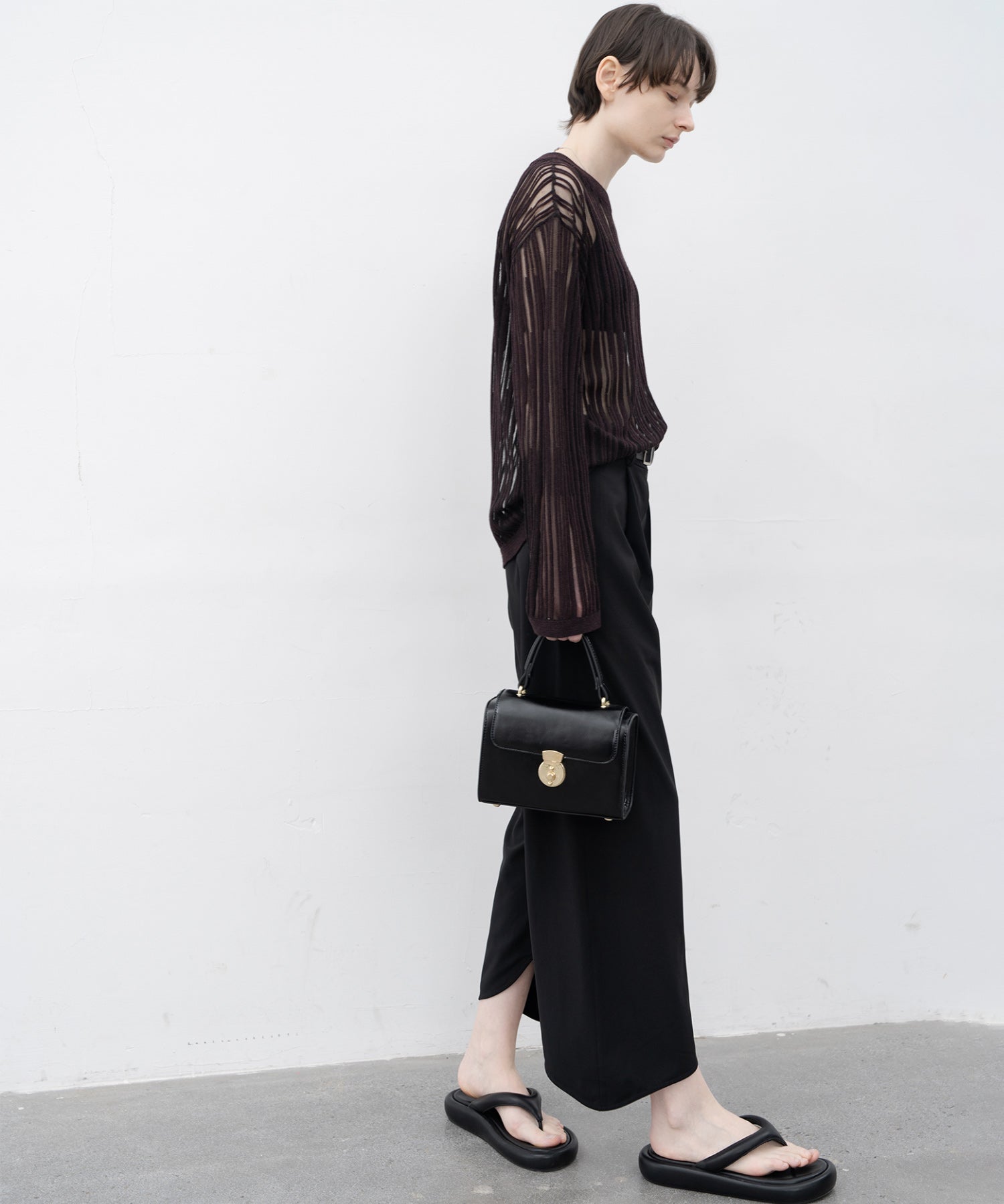 round cut straight ankle pants