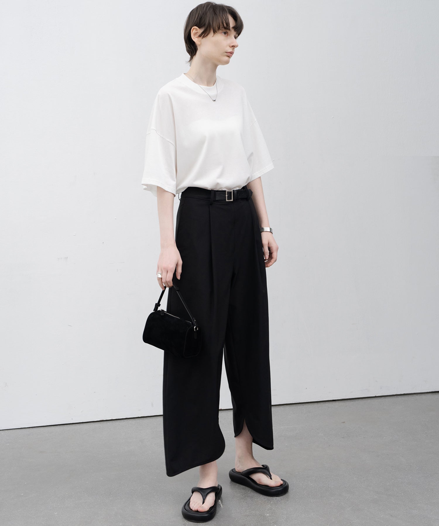 round cut straight ankle pants