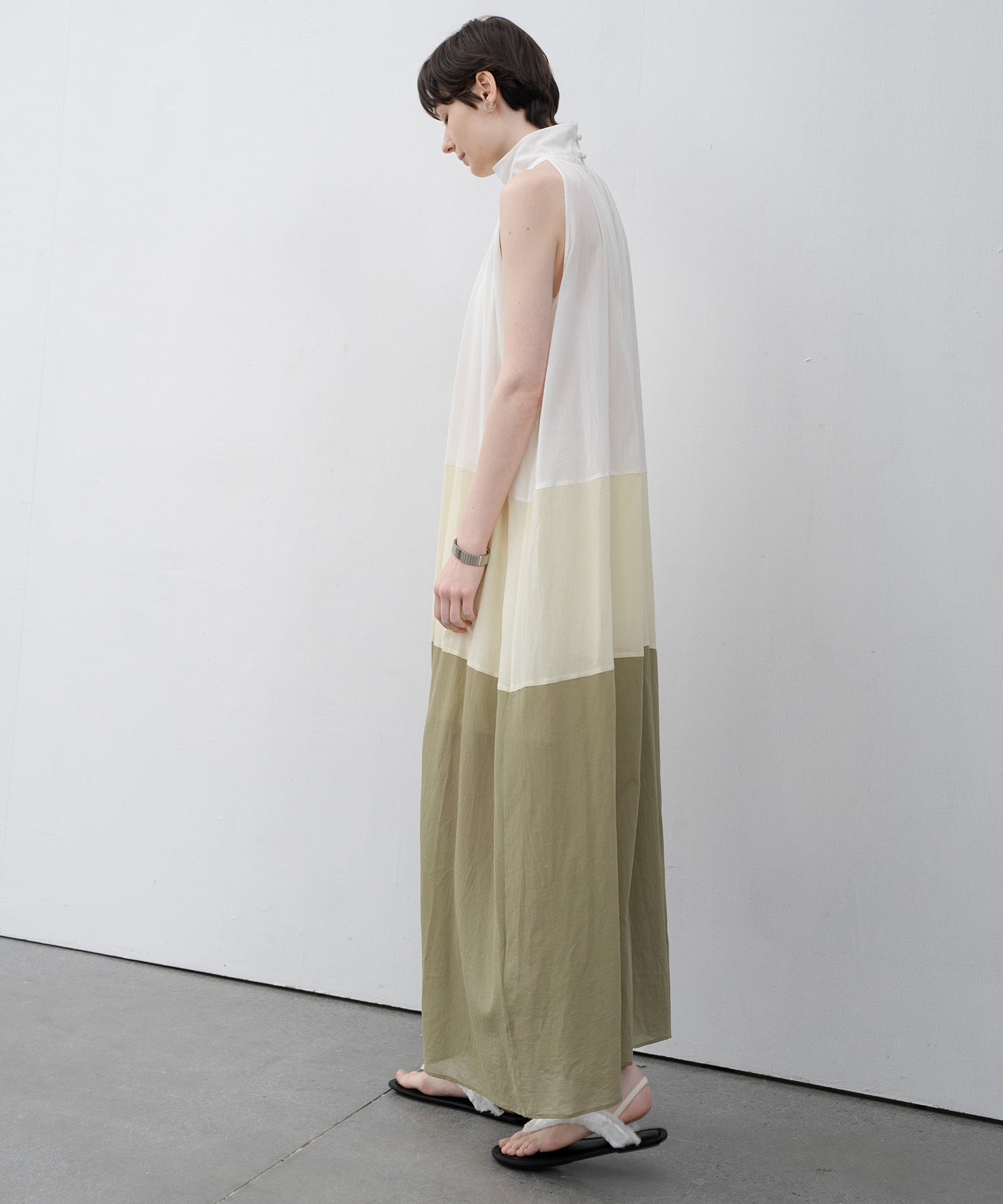 Ombre Sleeveless High-Neck Dress