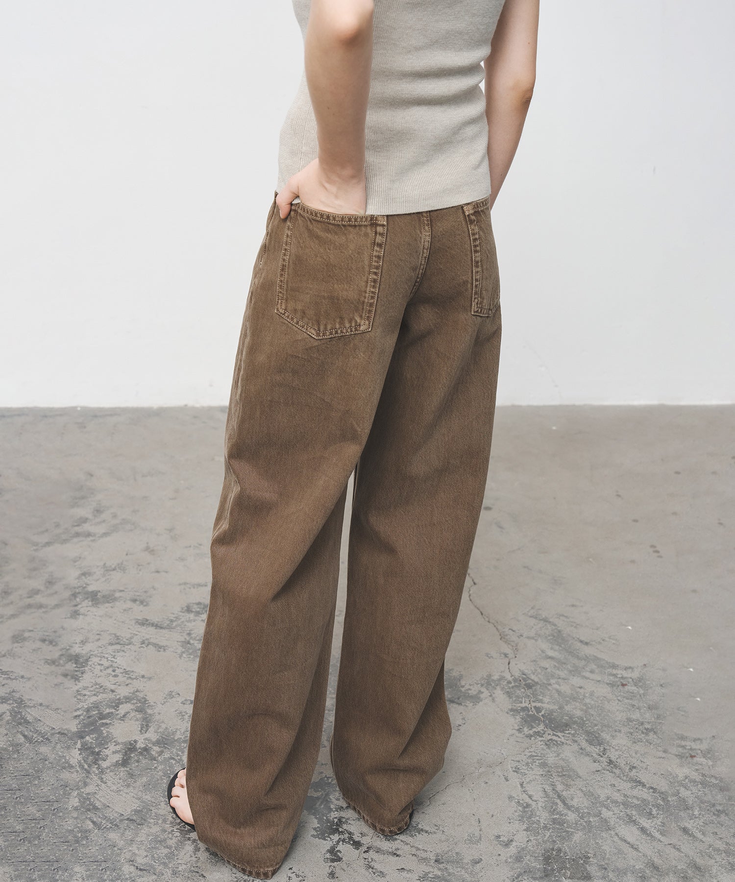 Mid-Rise Straight Wide-Leg Jeans