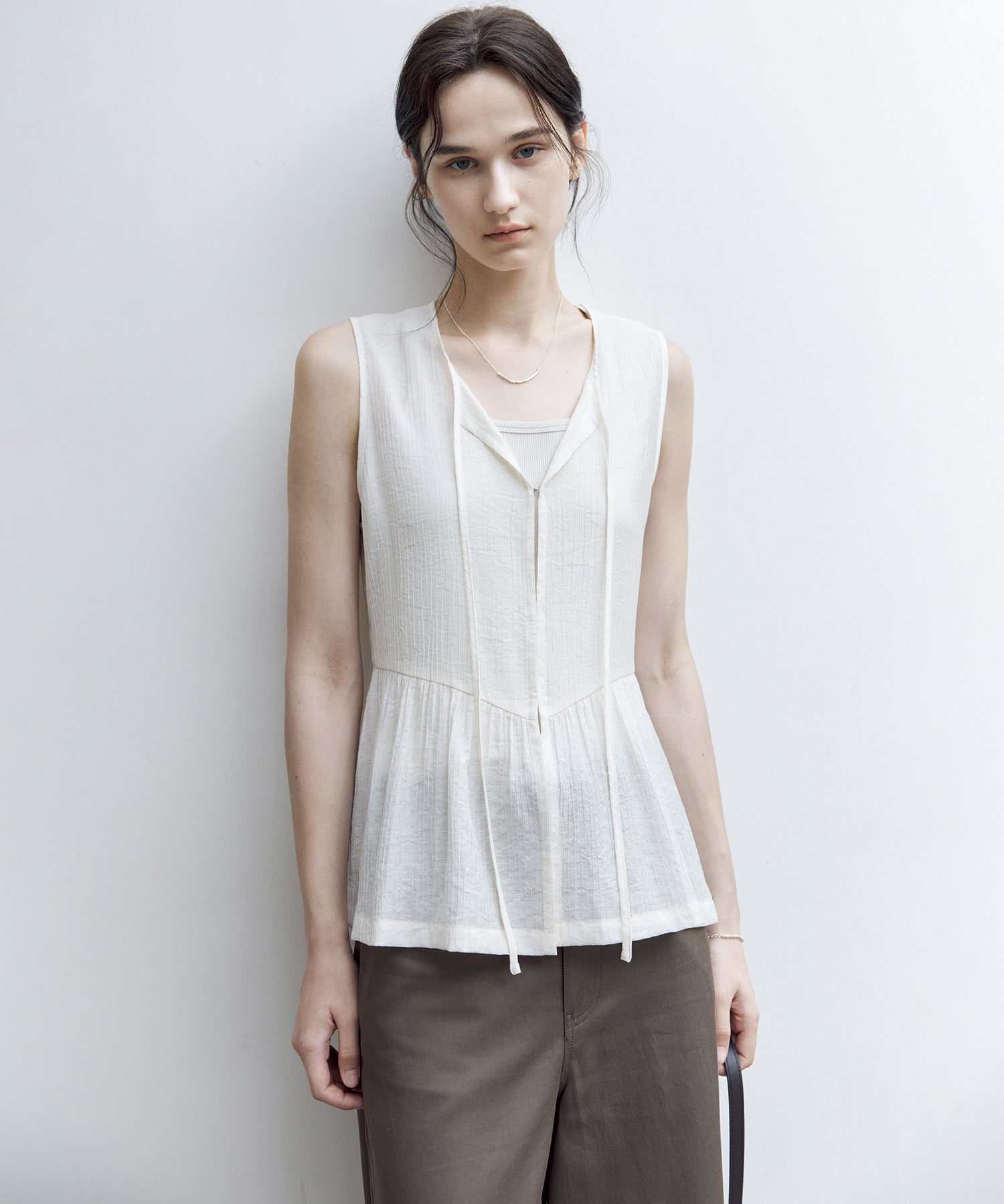 Sleeveless Gathered Blouse Vest