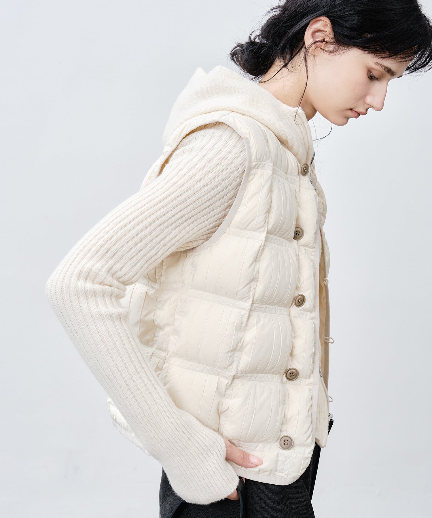 Lightweight Crinkled Down Vest