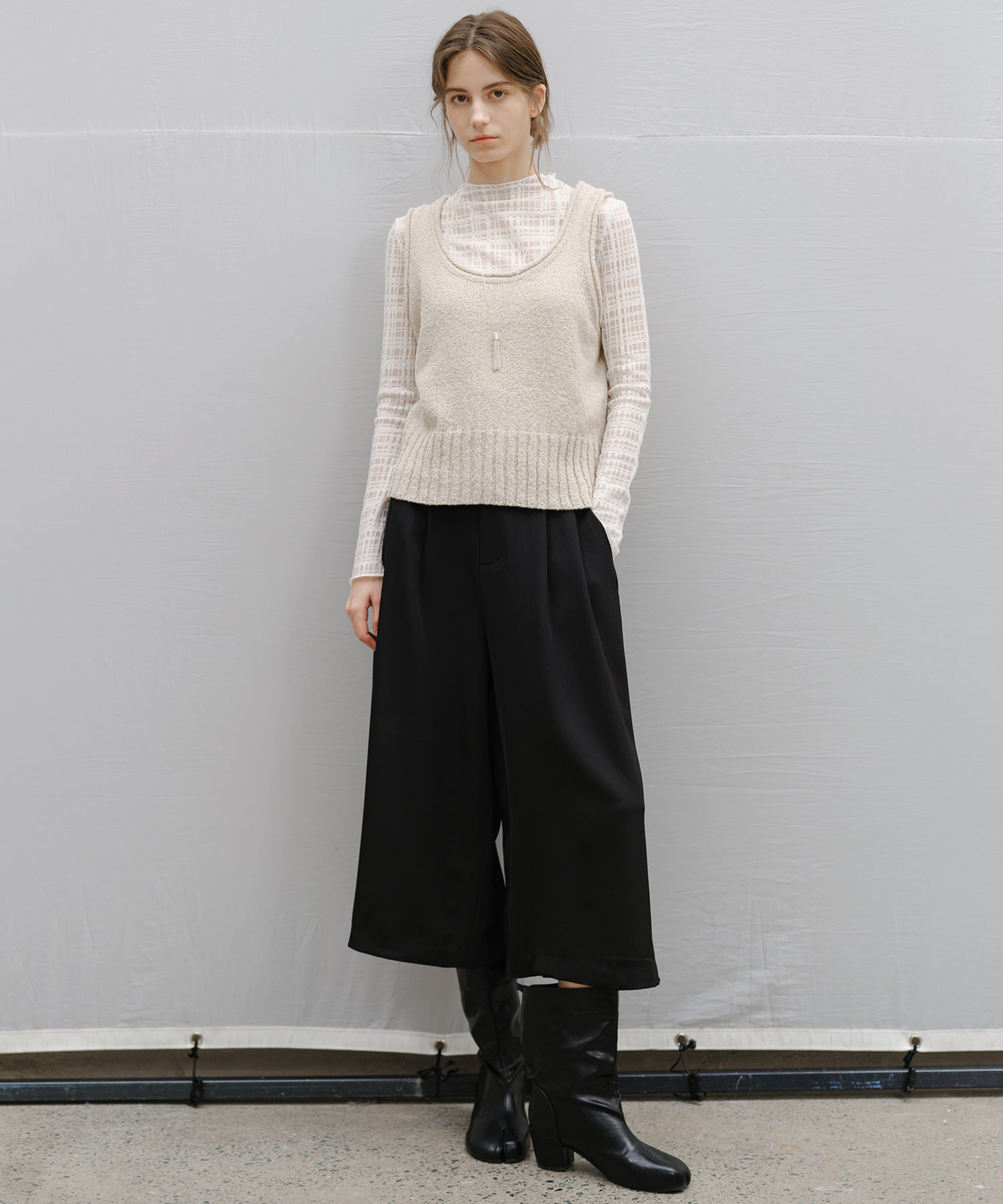 Wide-Leg Culotte Slacks