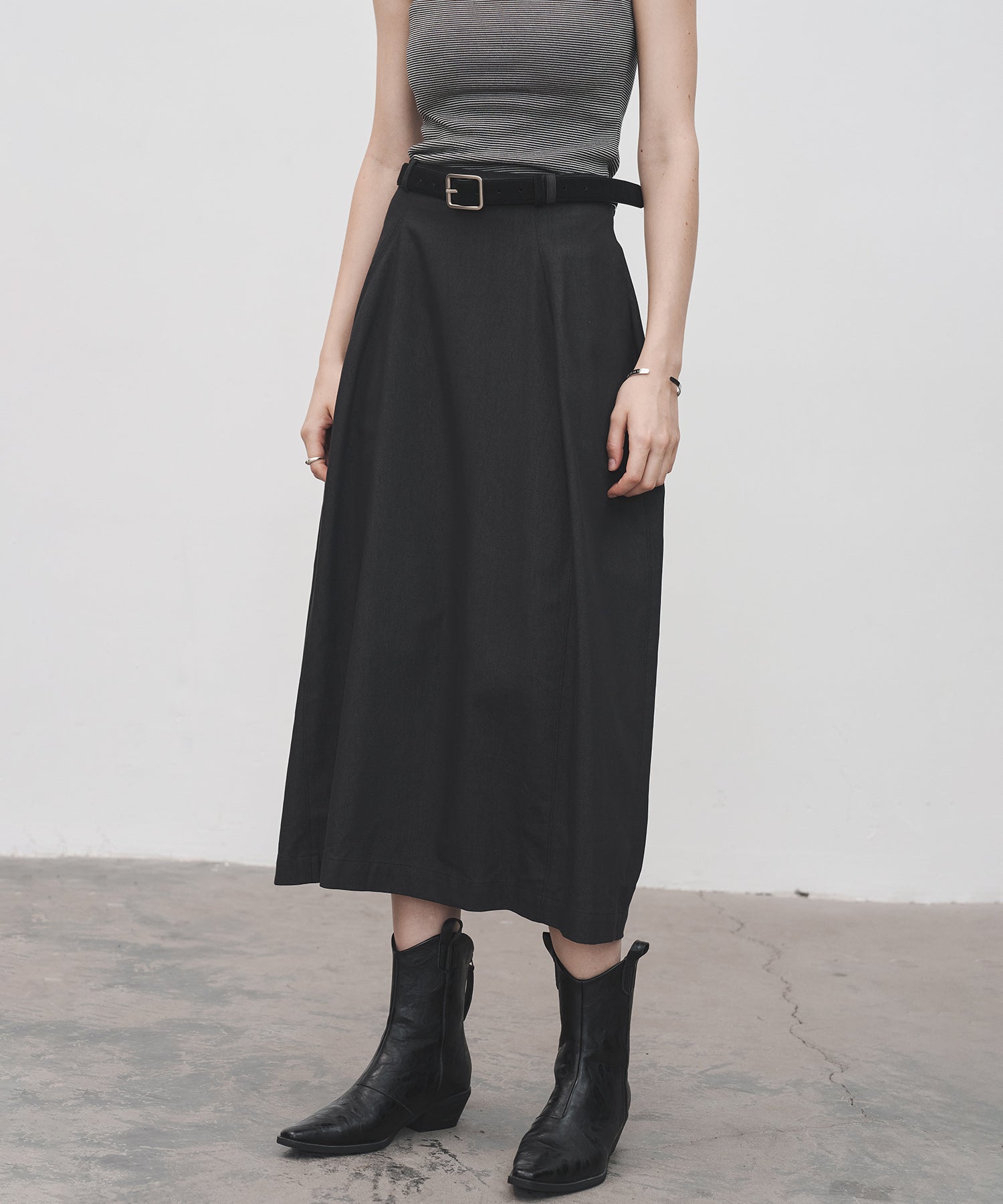 High-Waist Cocoon Balloon Skirt