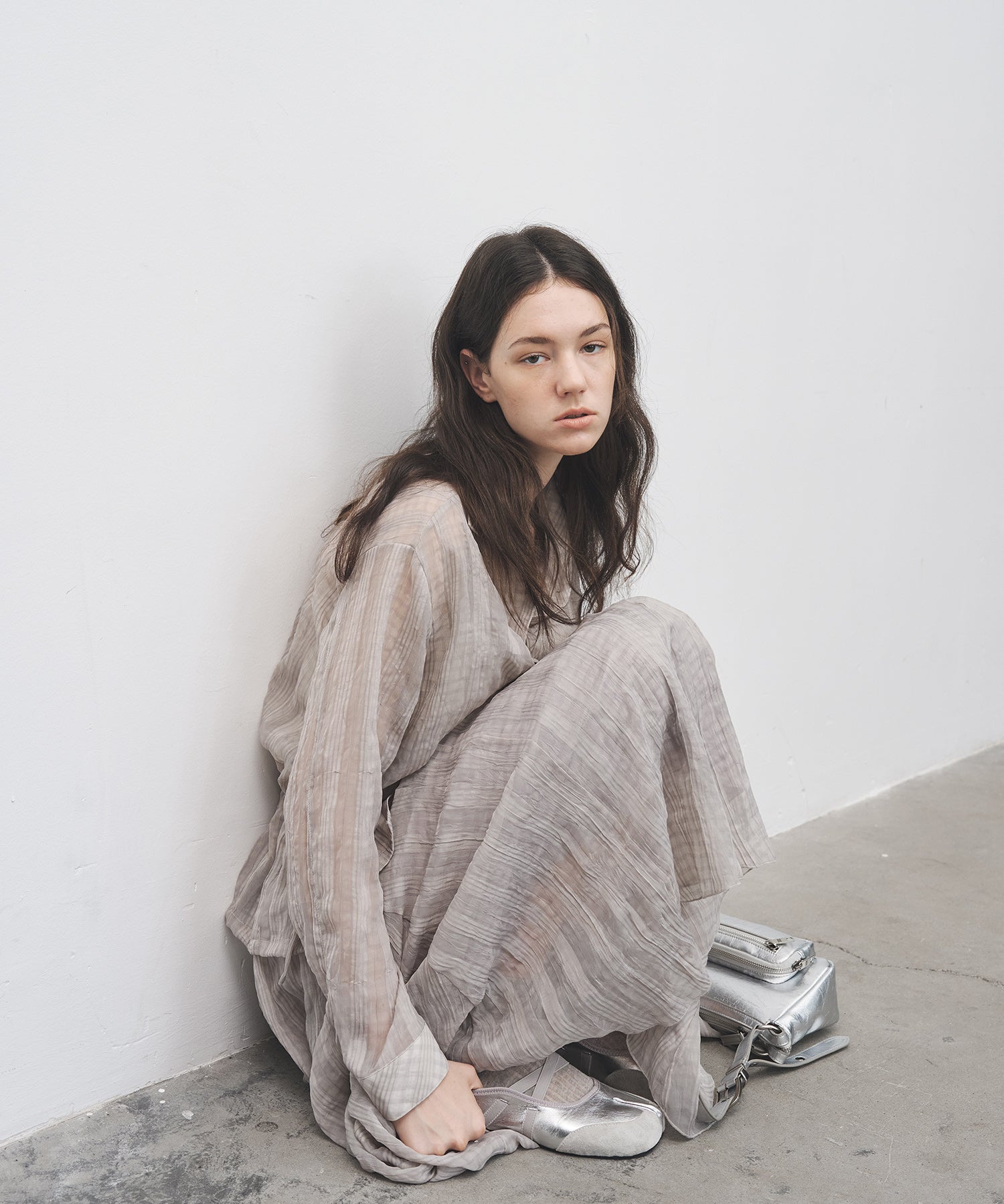 Asymmetric Hem Crinkled Check Midi Skirt – A-Line Silhouette