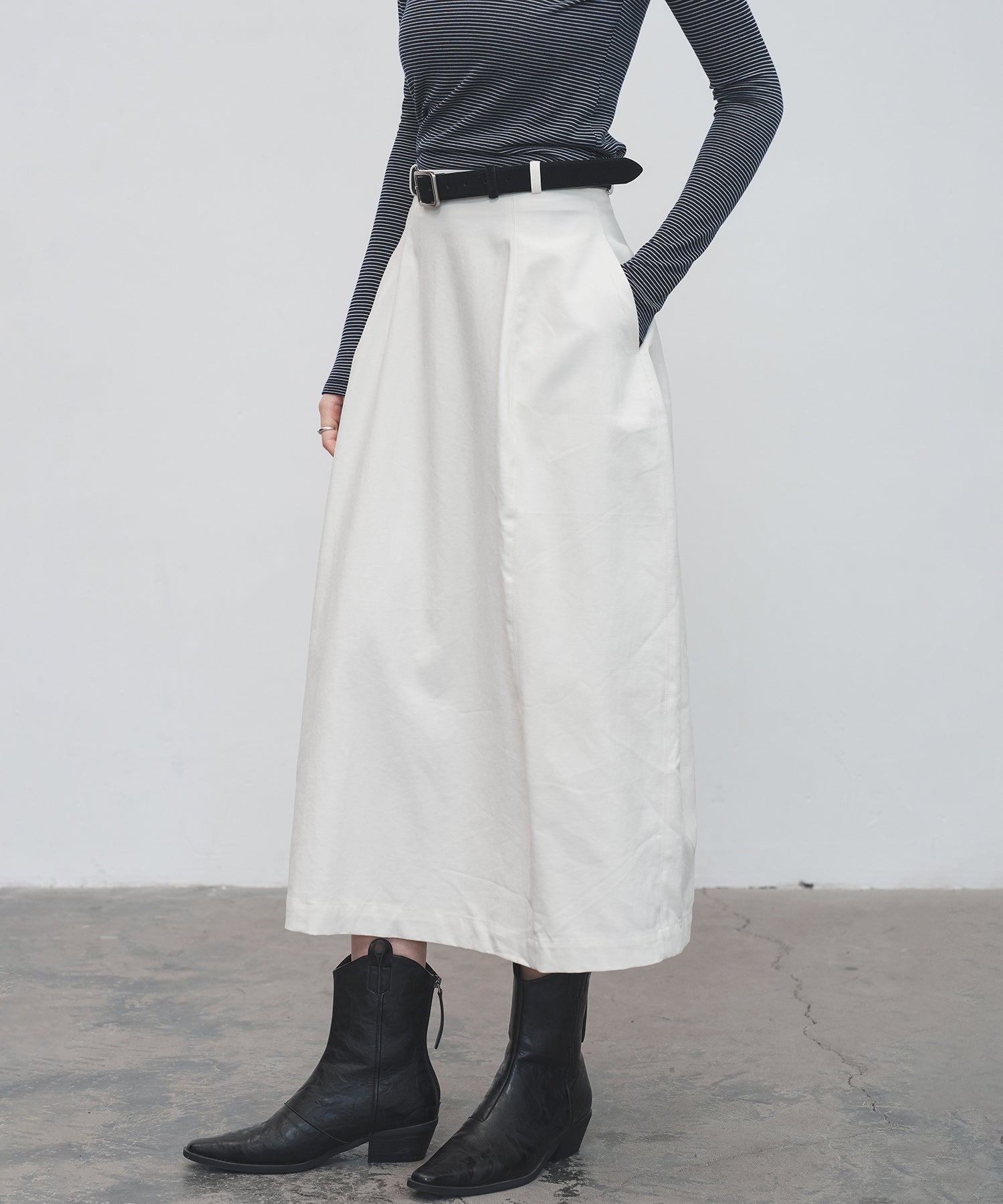 High-Waist Cocoon Balloon Skirt