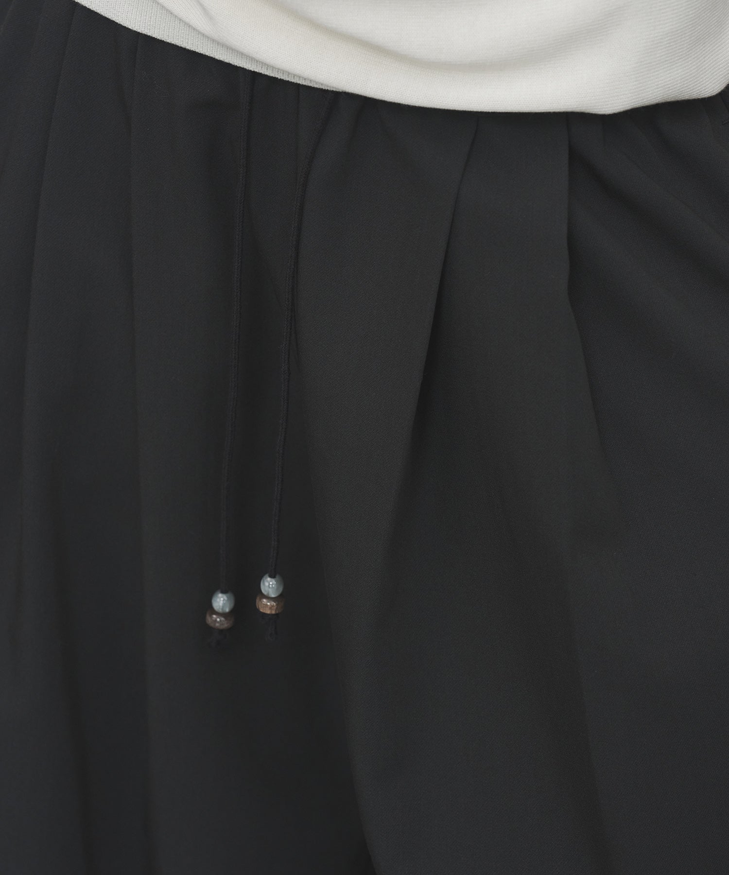 Sculpted Curve Wide Pants – Minimal Line Fit