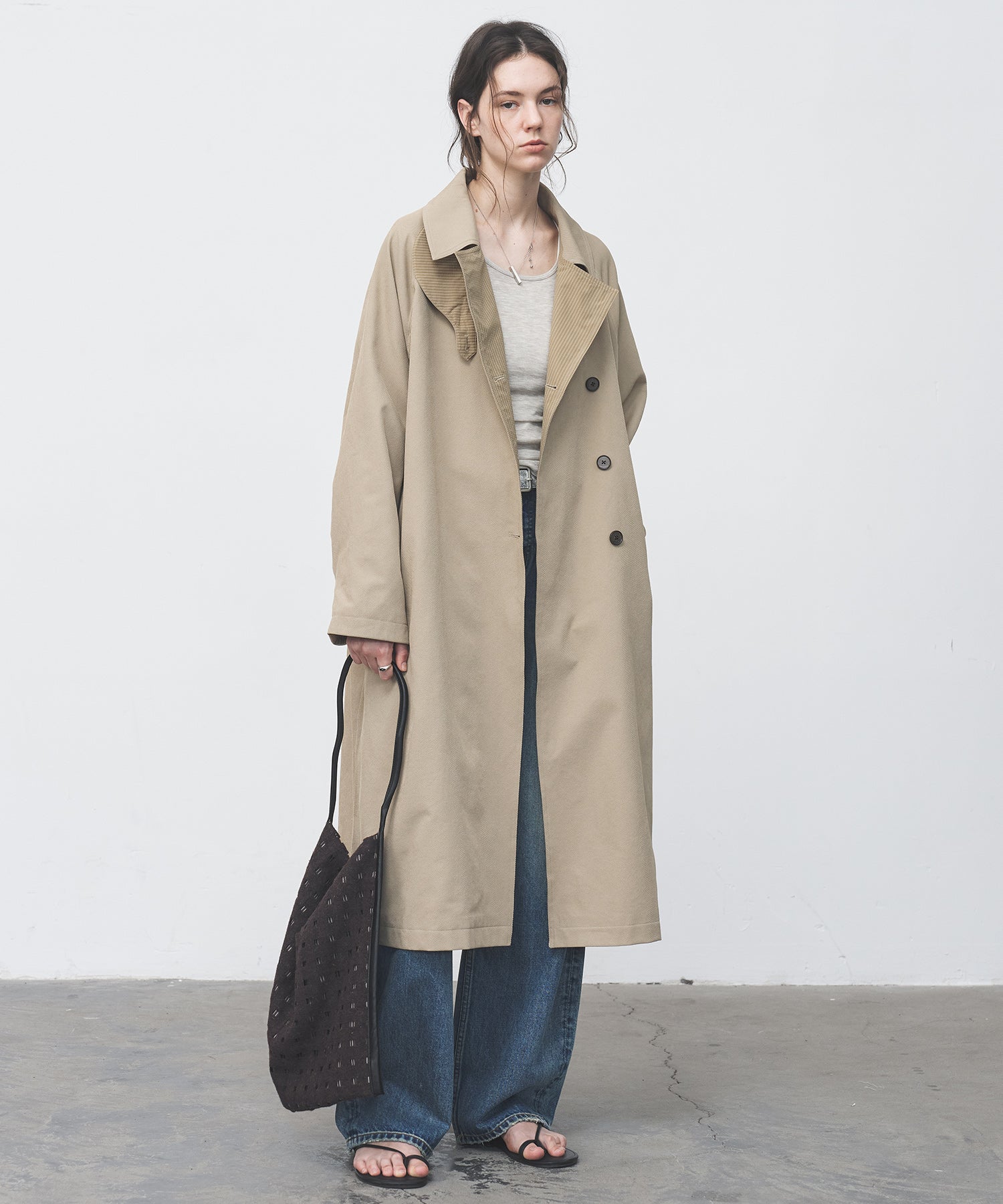 Structured Raglan Trench Coat – Oversized Fit