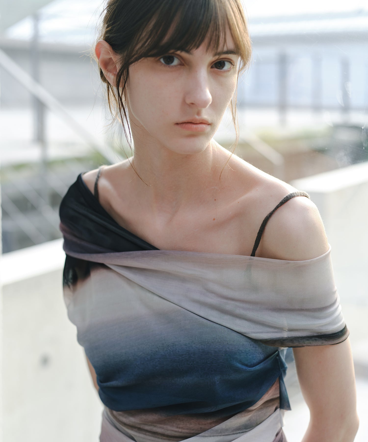 「7月上旬~中旬出荷」Art Print One-Shoulder Sheer Top