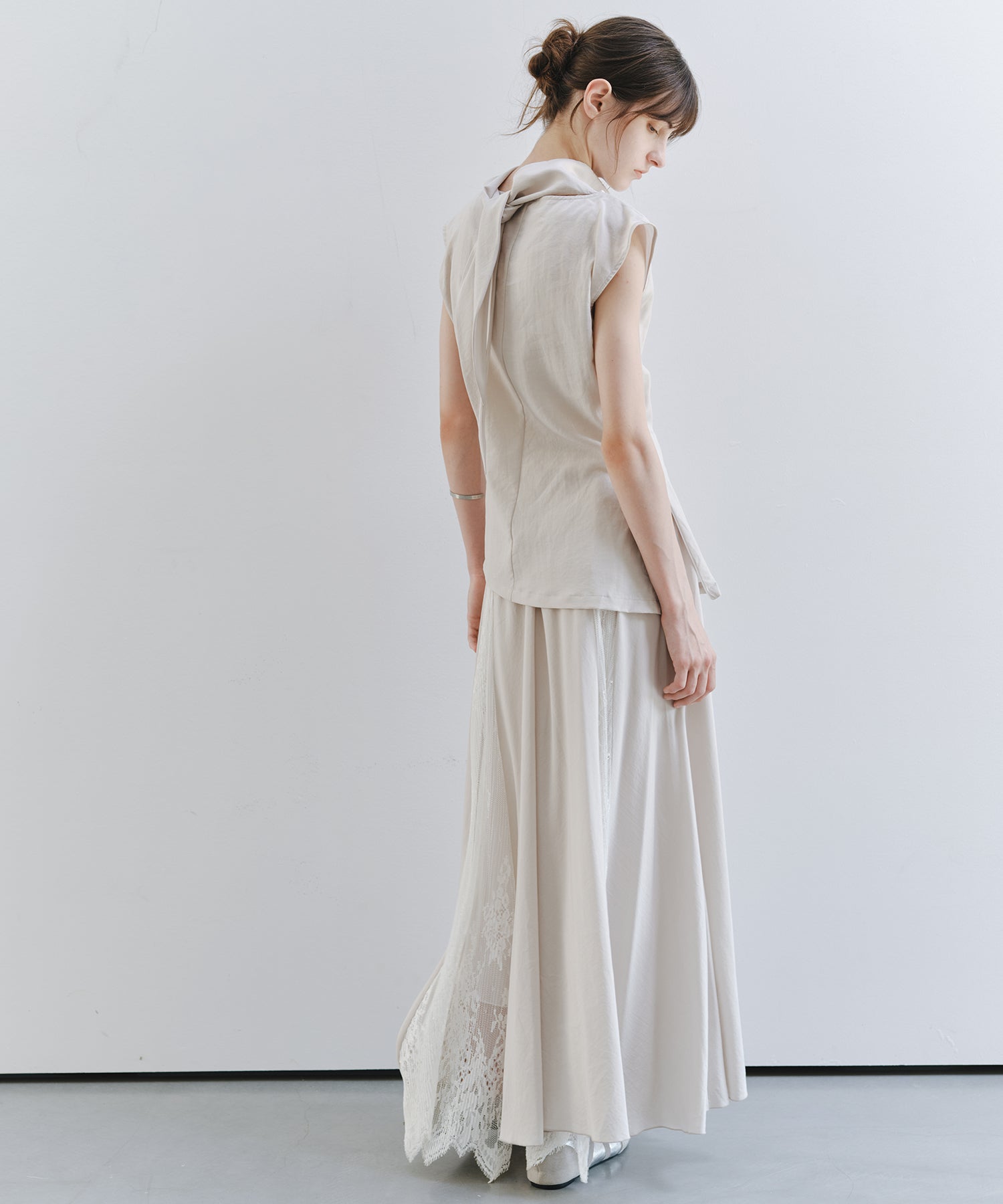 「7月中旬~下旬出荷」Lace Panel Flare Skirt