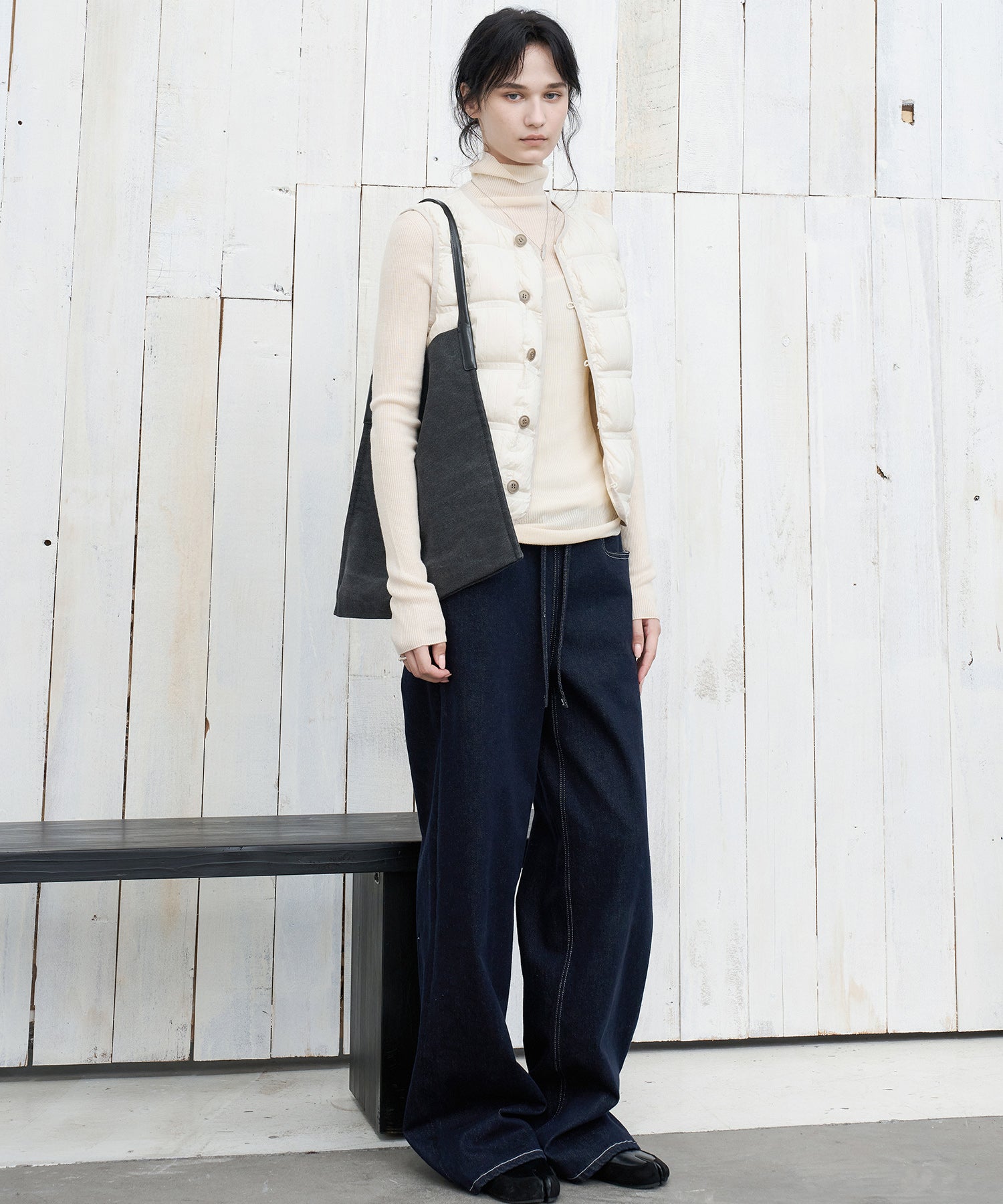 Lightweight Crinkled Down Vest