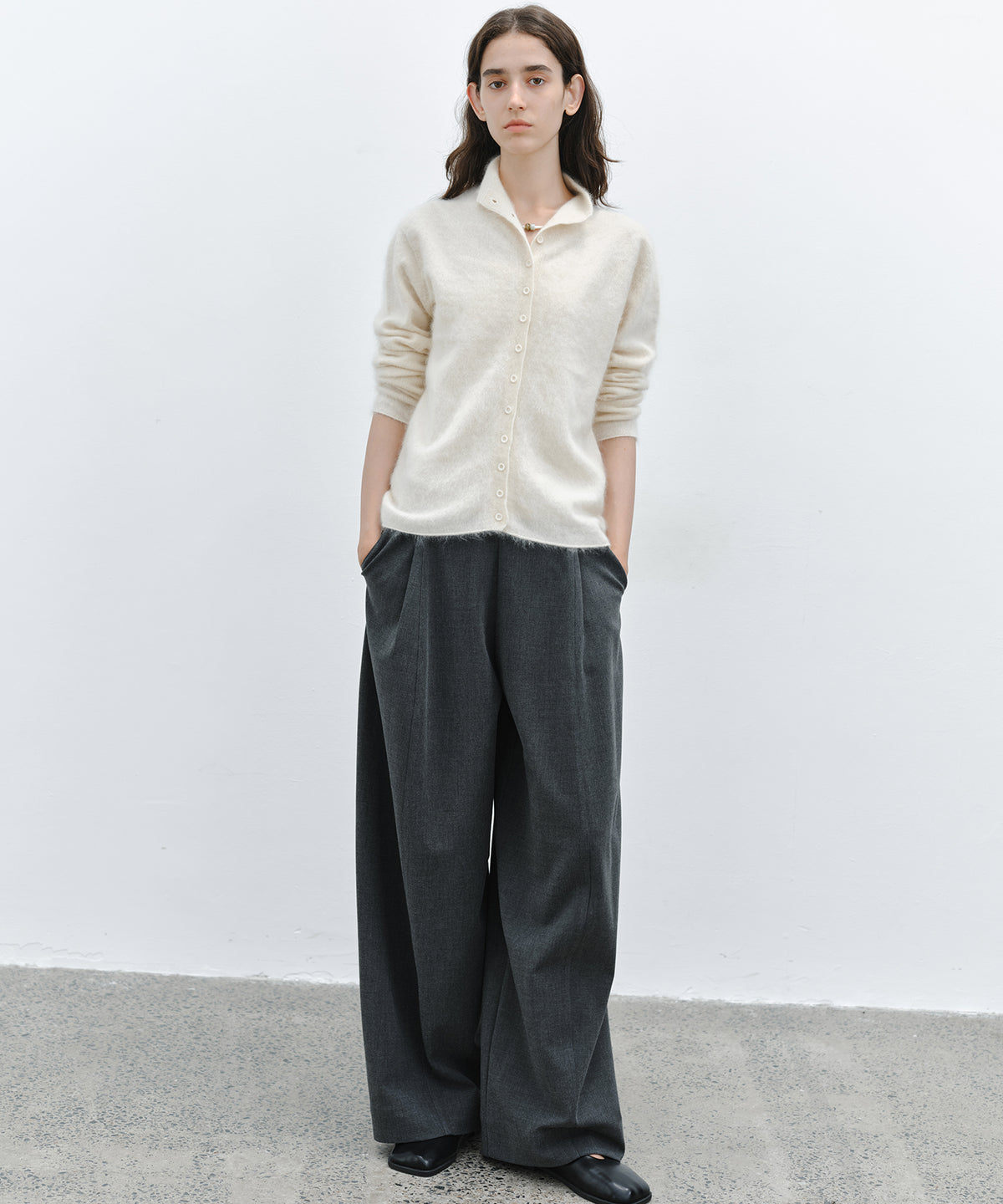 「10月下旬出荷予定」Tucked Wide Straight Slacks Pants