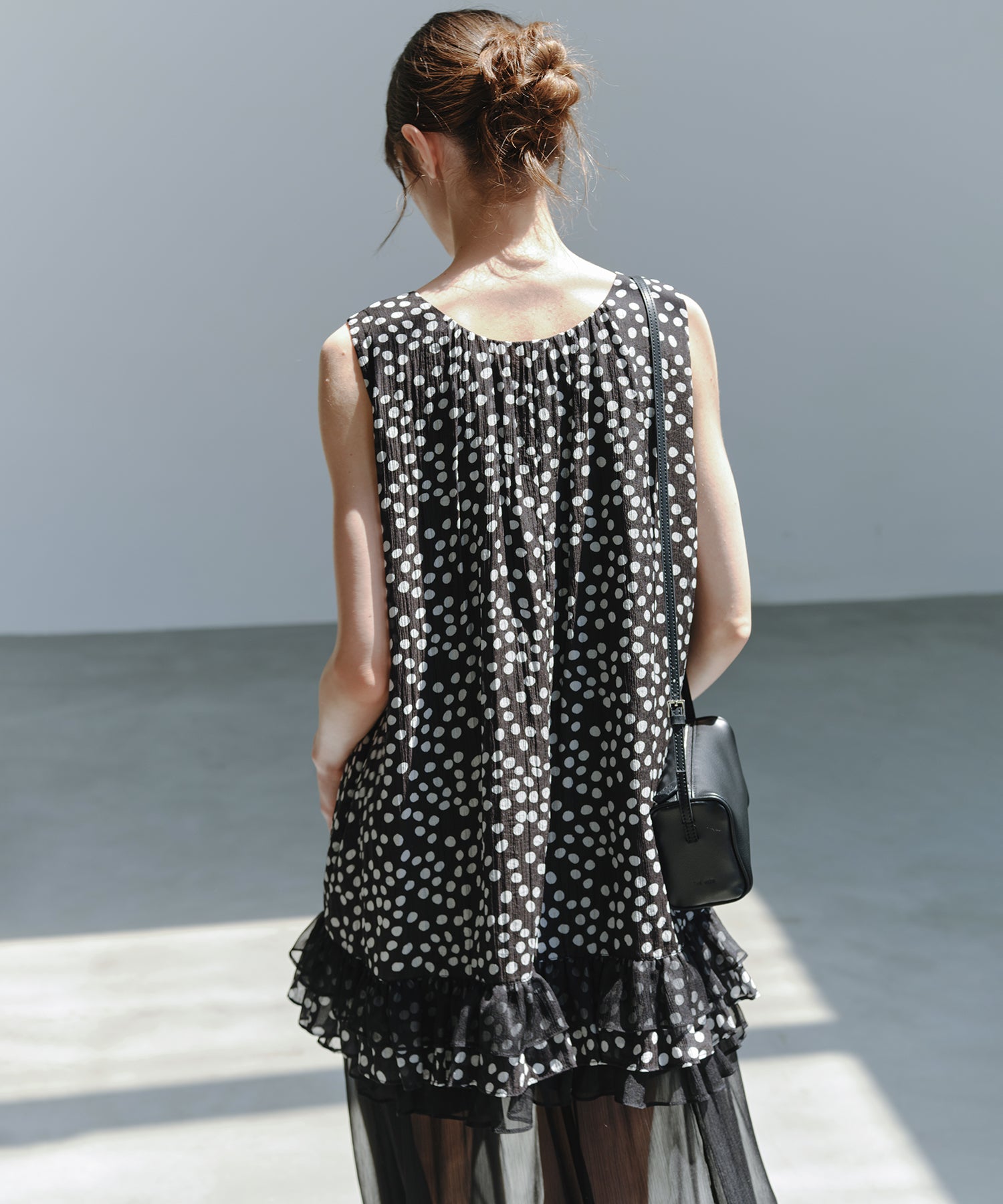 「7月中旬~下旬出荷」Dot Frill Hem Mini Dress