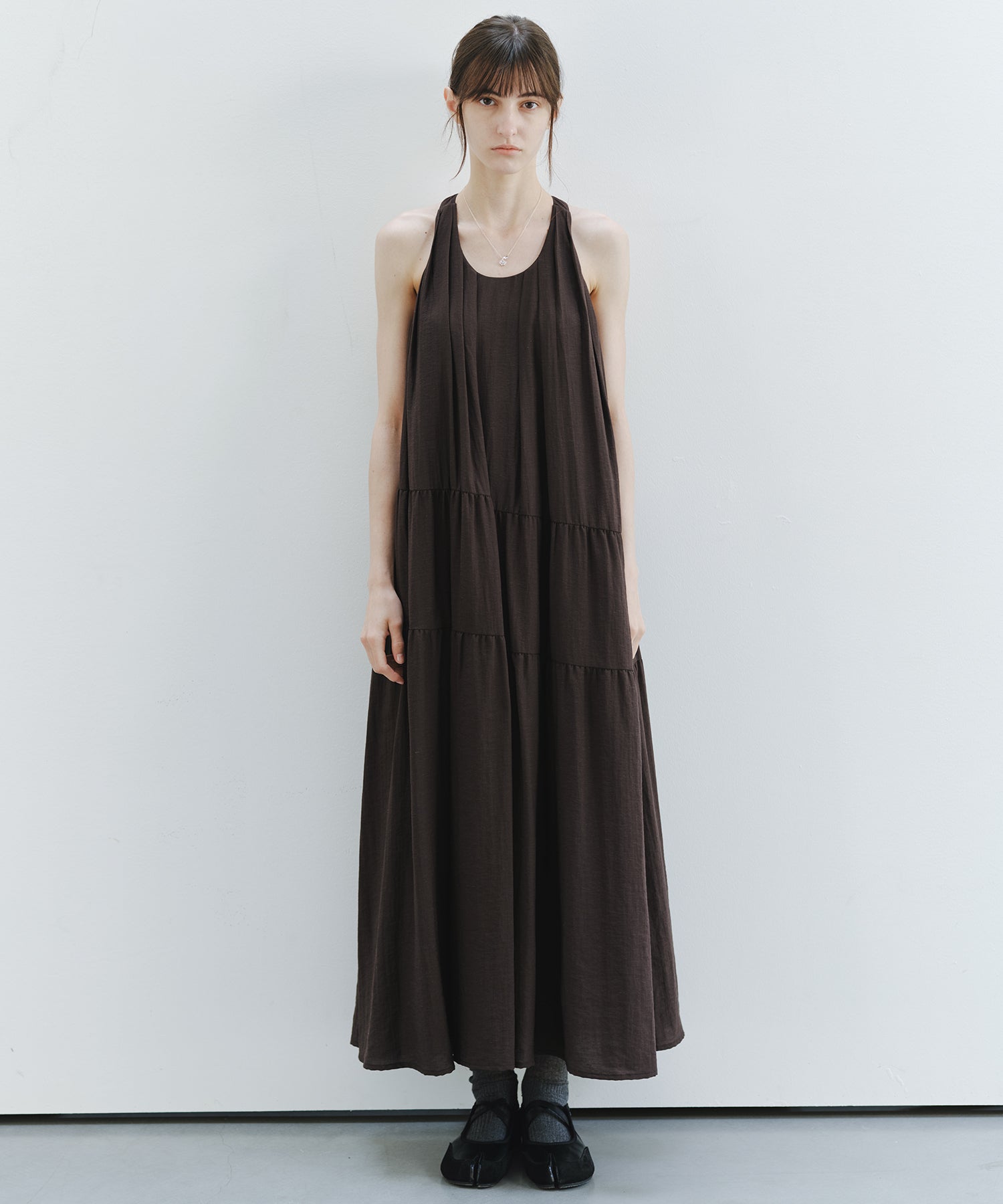 「7月上旬~中旬出荷」Halter Neck Tiered Maxi Dress