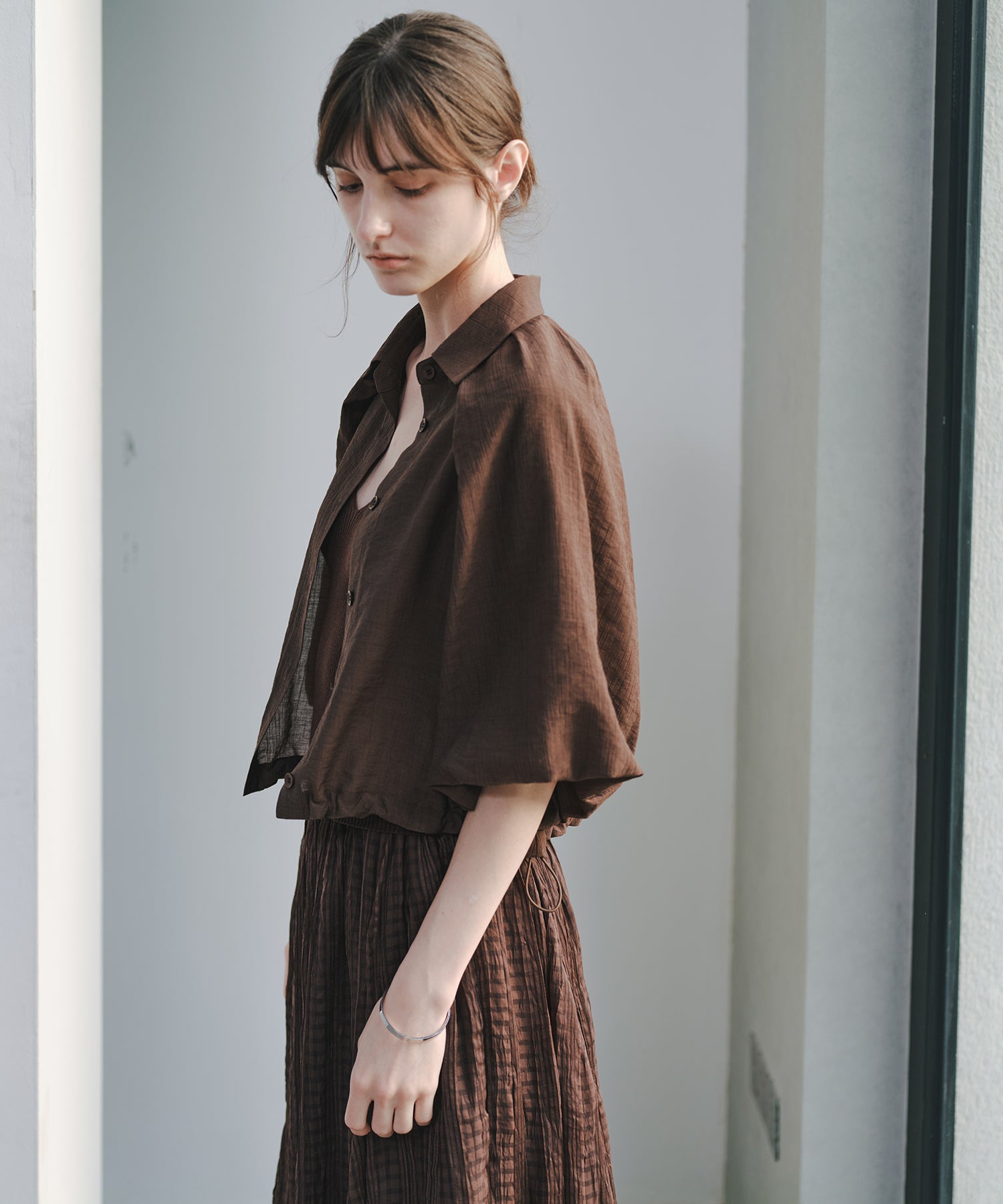 「7月上旬~中旬出荷」Sheer Stripe Balloon Sleeve Cropped Shirt
