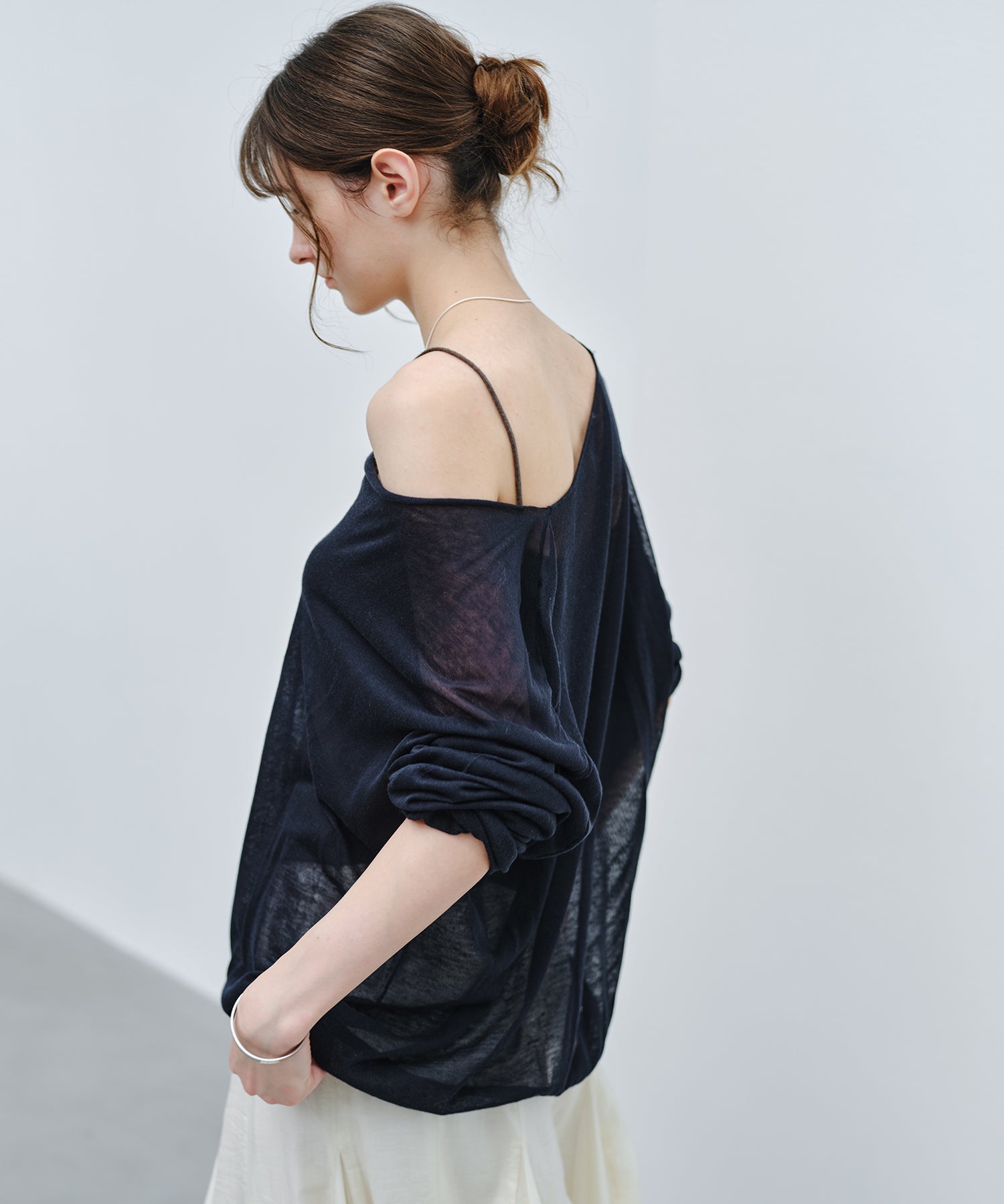 「9月下旬出荷予定」Drape Neck Sheer Loose Knit Top