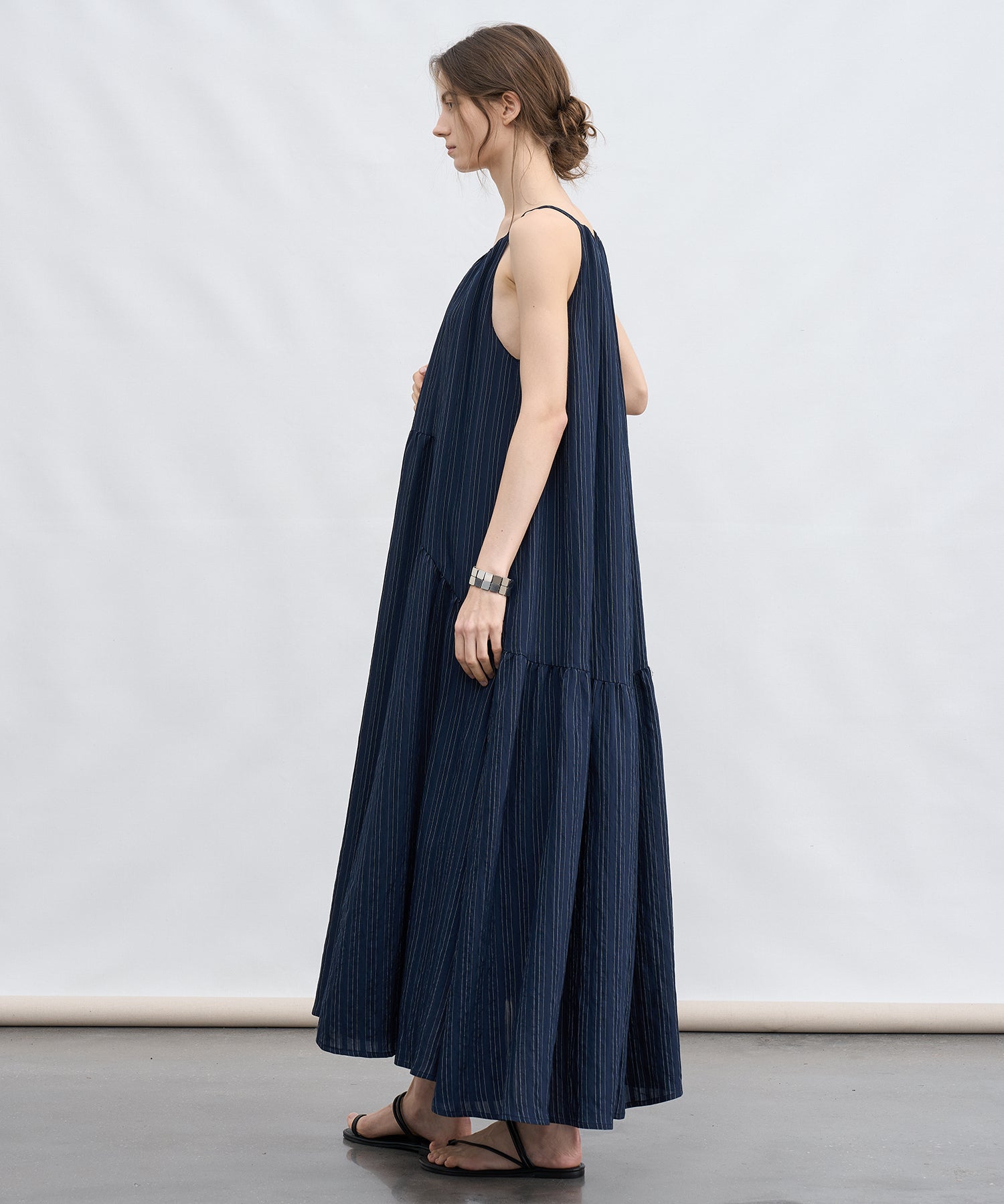 「7月上旬~中旬出荷」Textured Stripe Camisole Dress