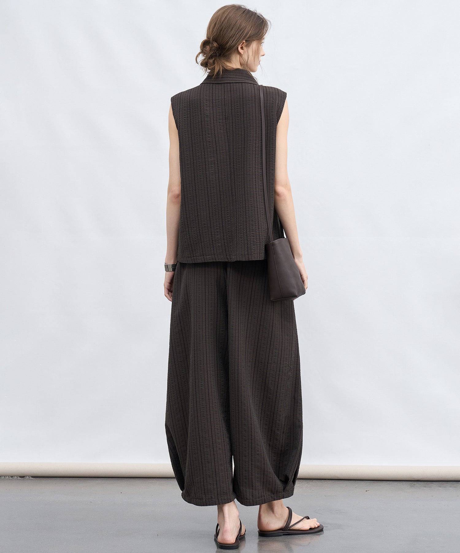 Textured Curved Wide Pants