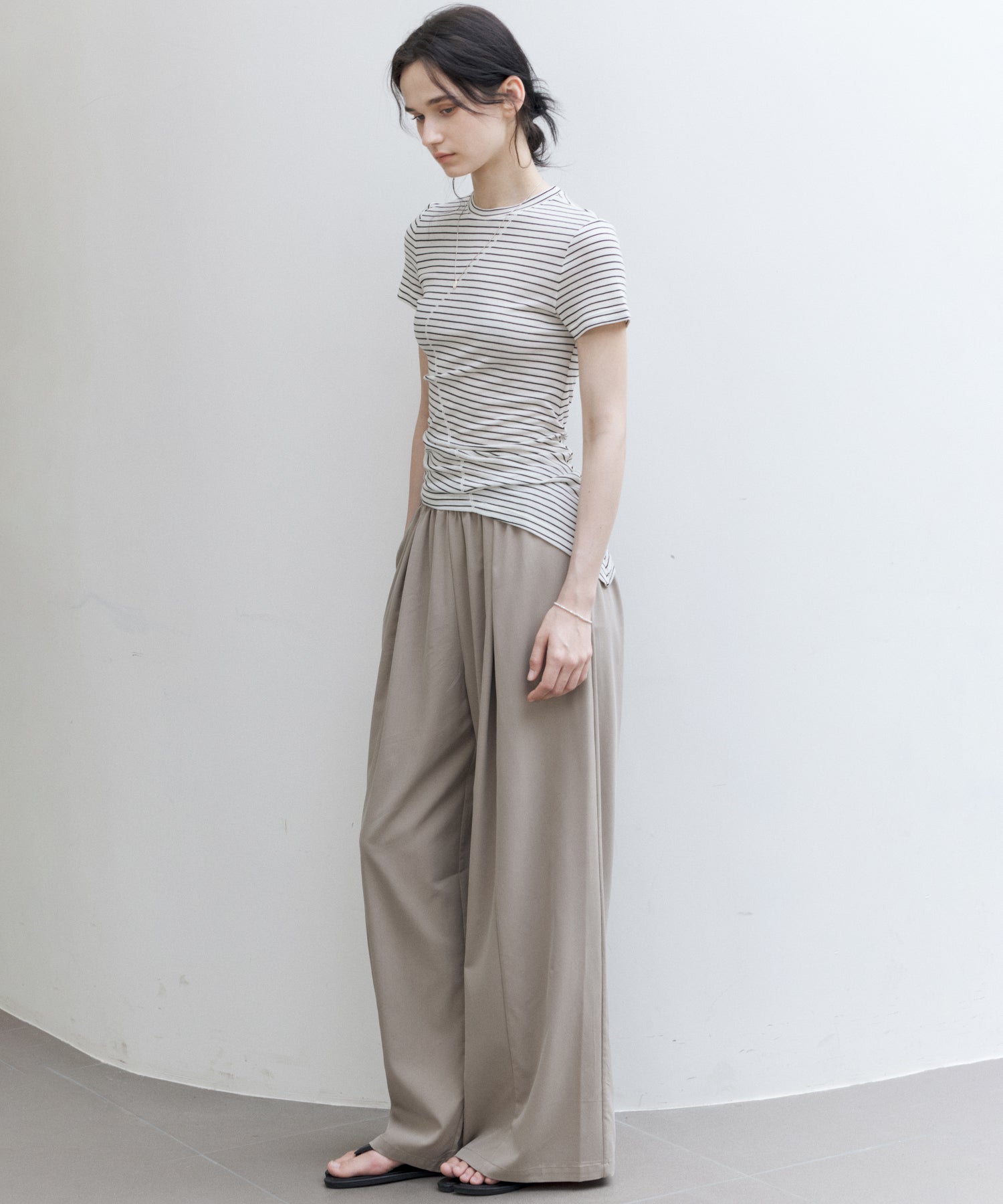 Asymmetric Hem Fitted T-Shirt in Lyocell Blend