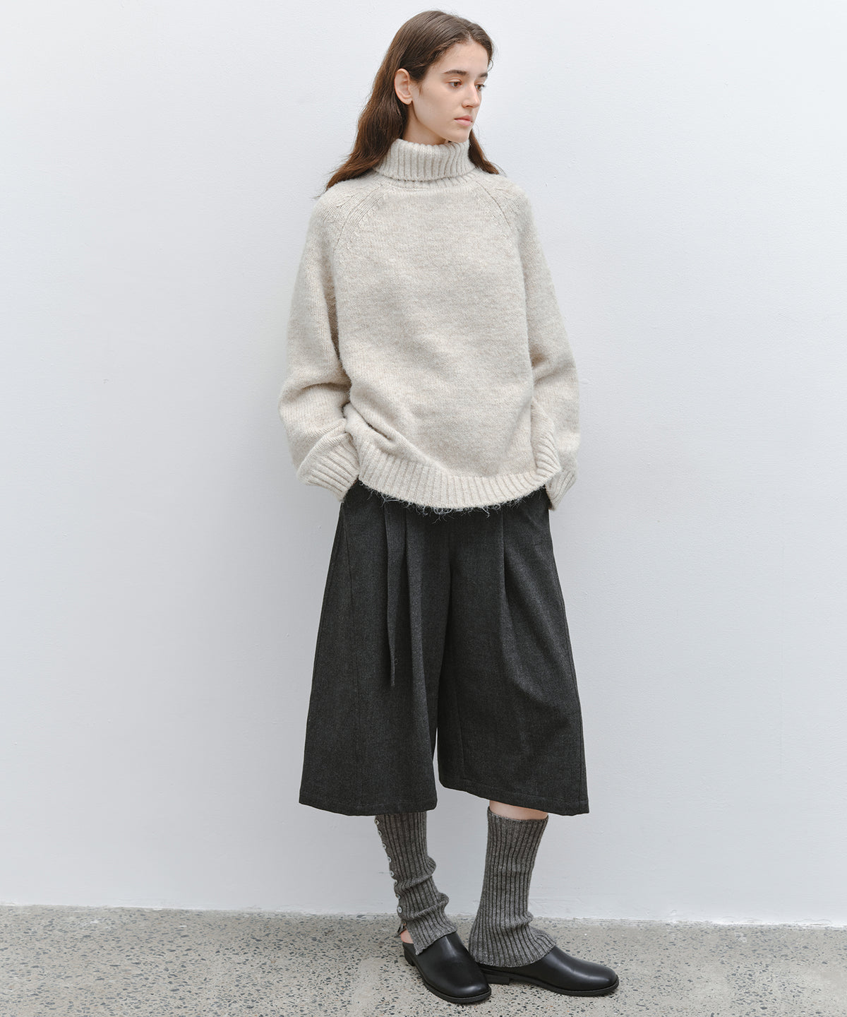 「11月下旬出荷予定」Turtleneck Raglan Knit Sweater