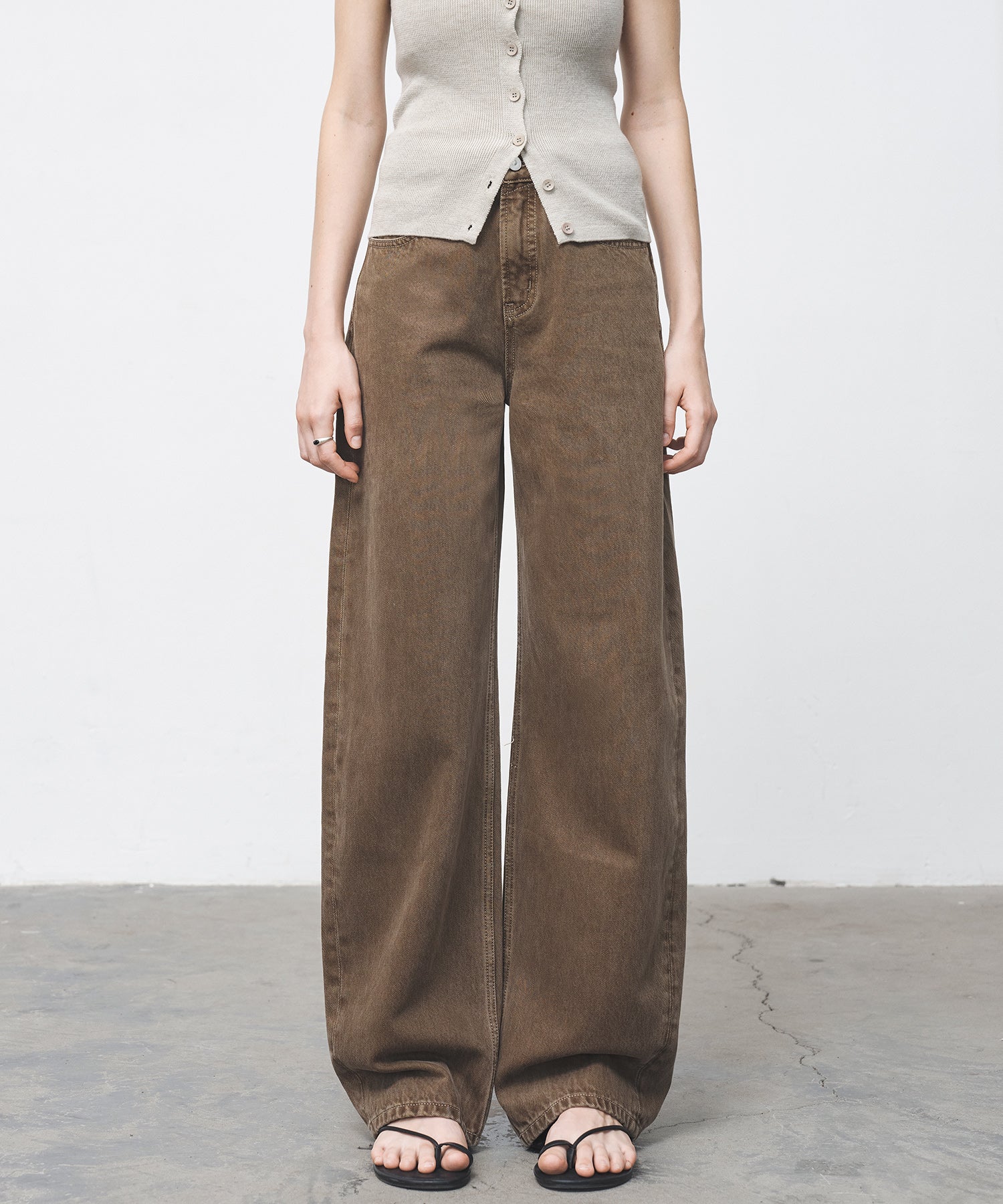 Mid-Rise Straight Wide-Leg Jeans