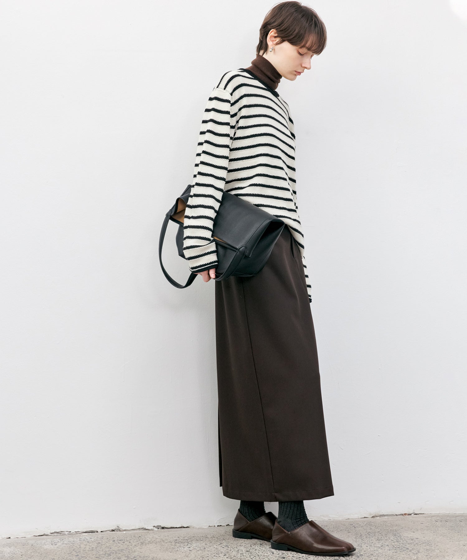 Back-slit maxi skirt