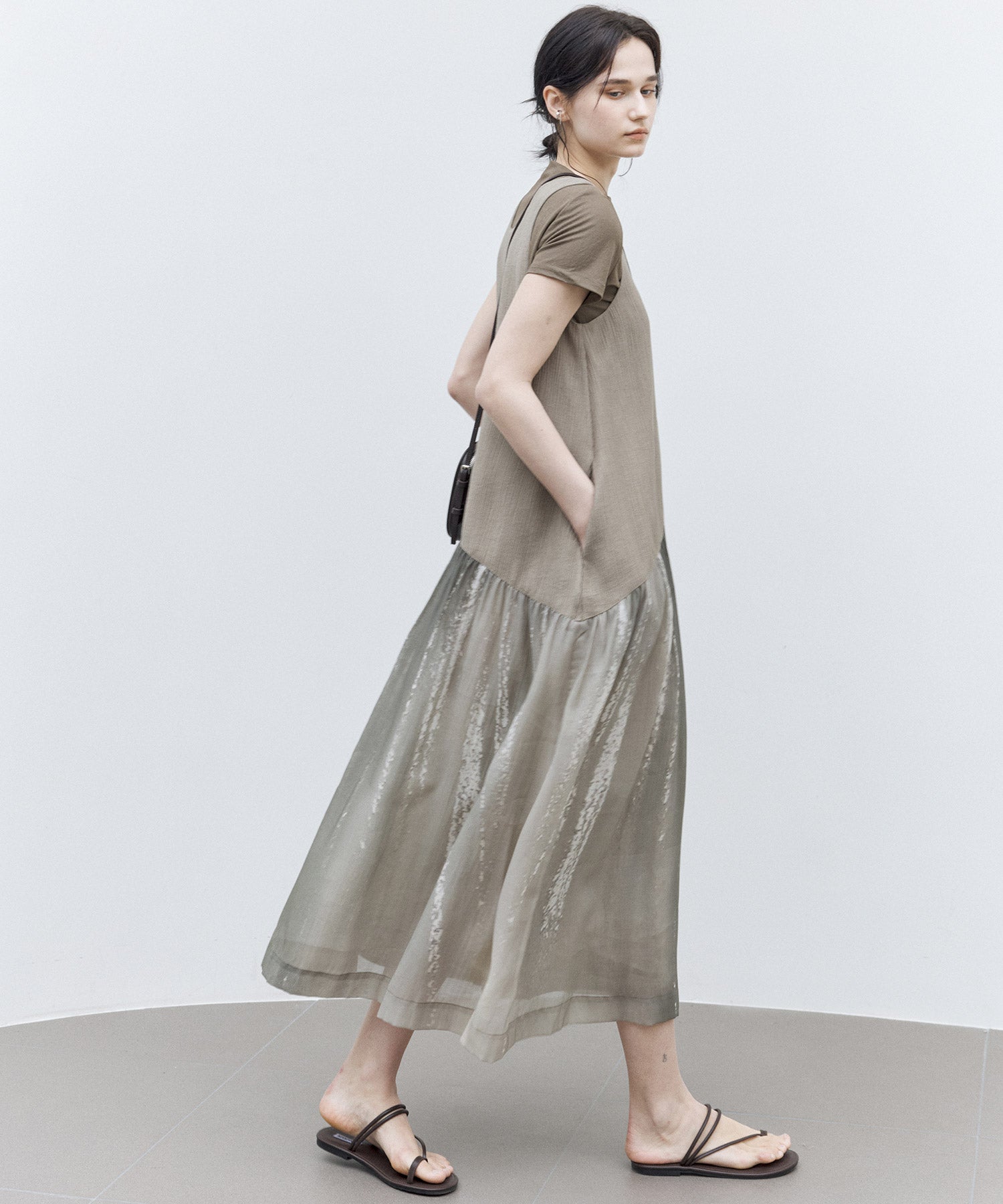 Asymmetric Gather Boat Neck Slim T-shirt