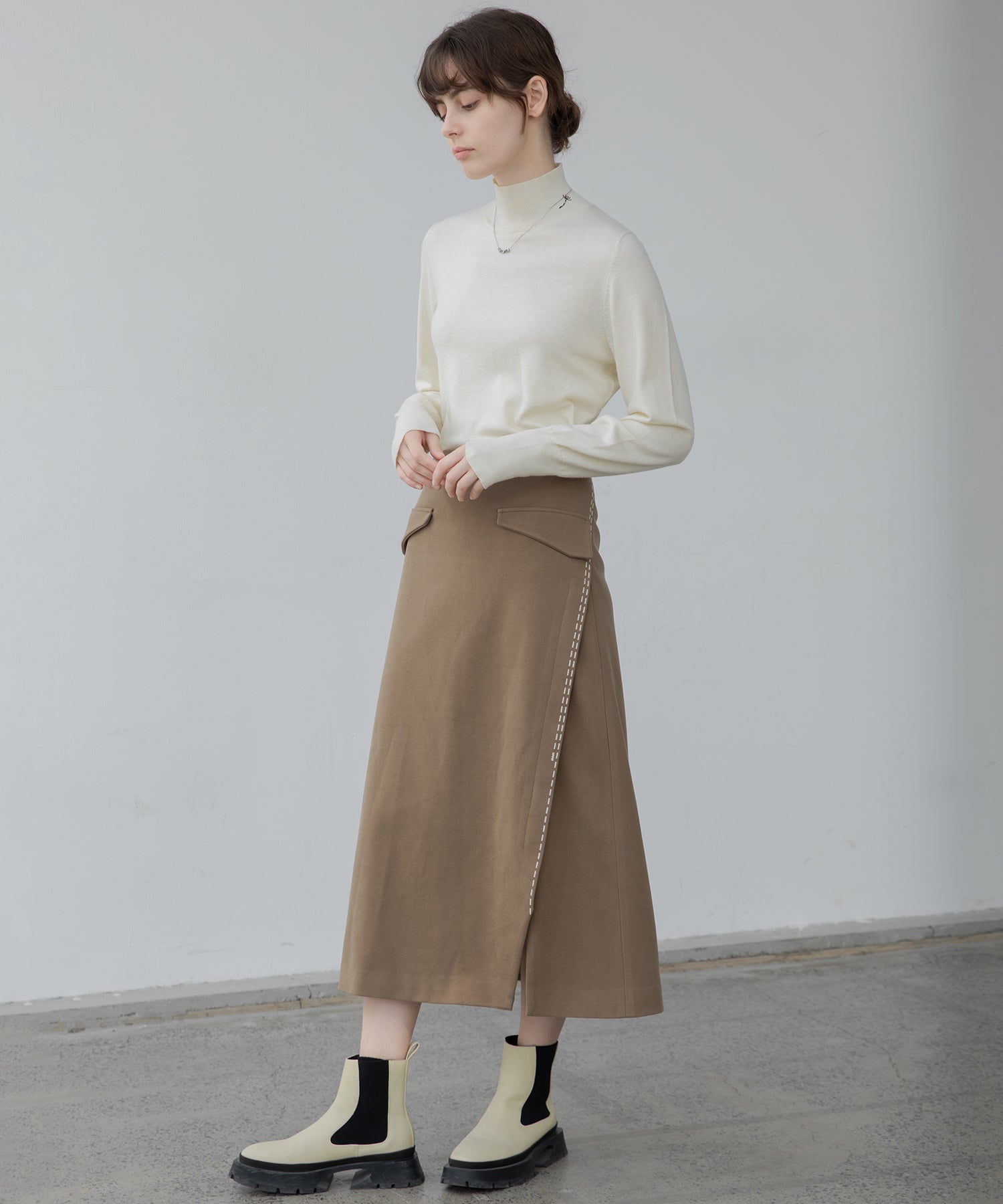 Color scheme stitch wrap design semi-flare skirt