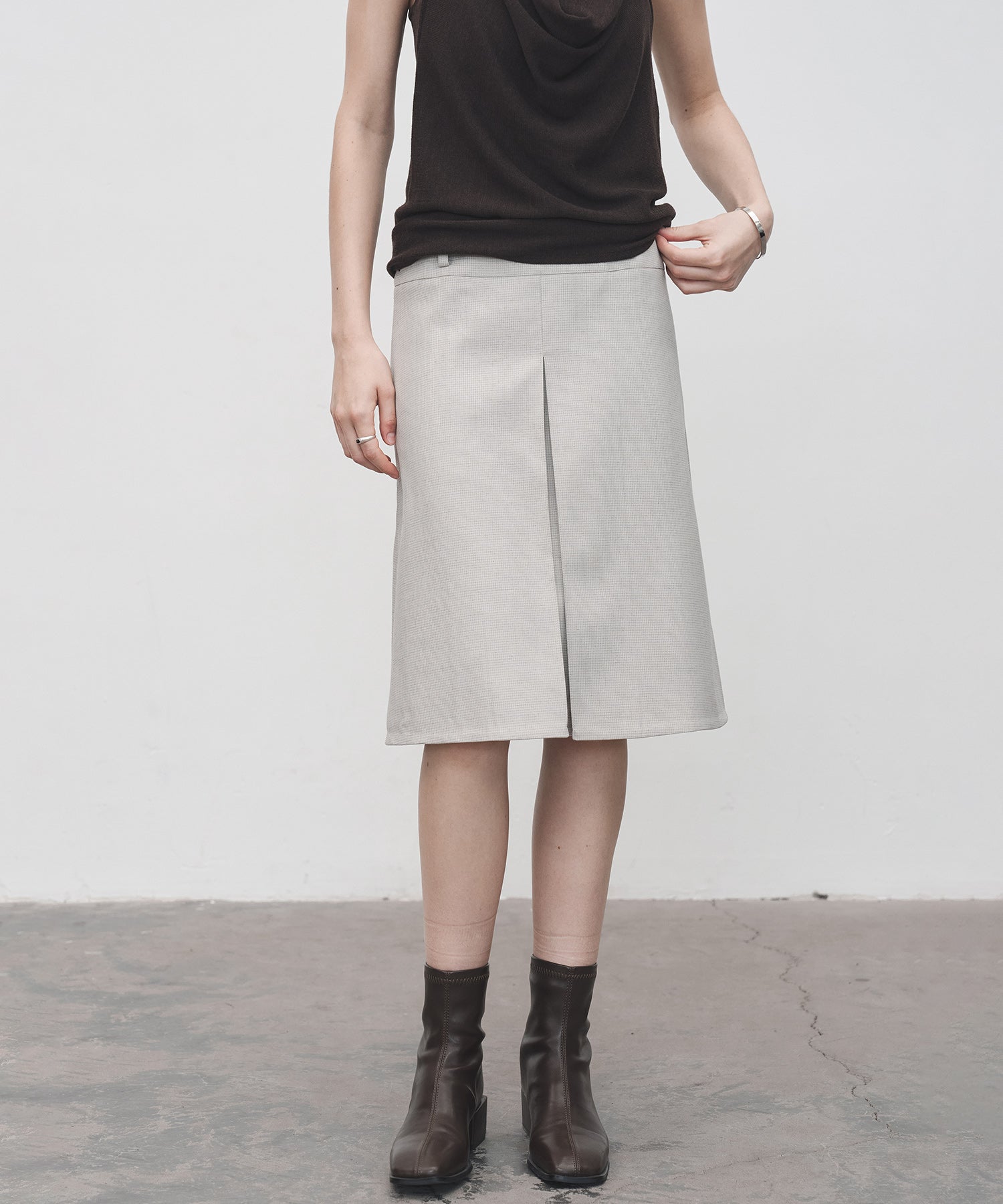 2-Way Pleated Suit Midi Skirt – High Waist A-Line Fit