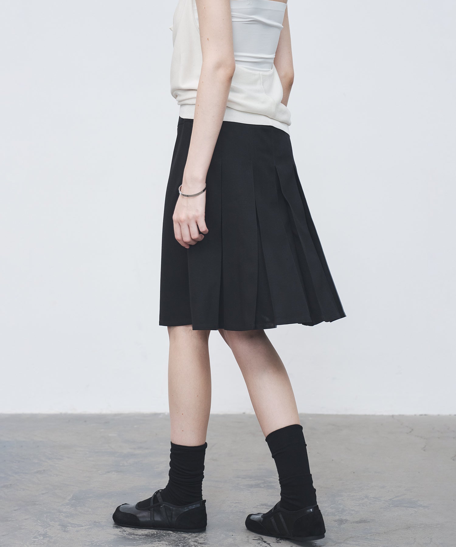 2-Way Pleated Suit Midi Skirt – High Waist A-Line Fit
