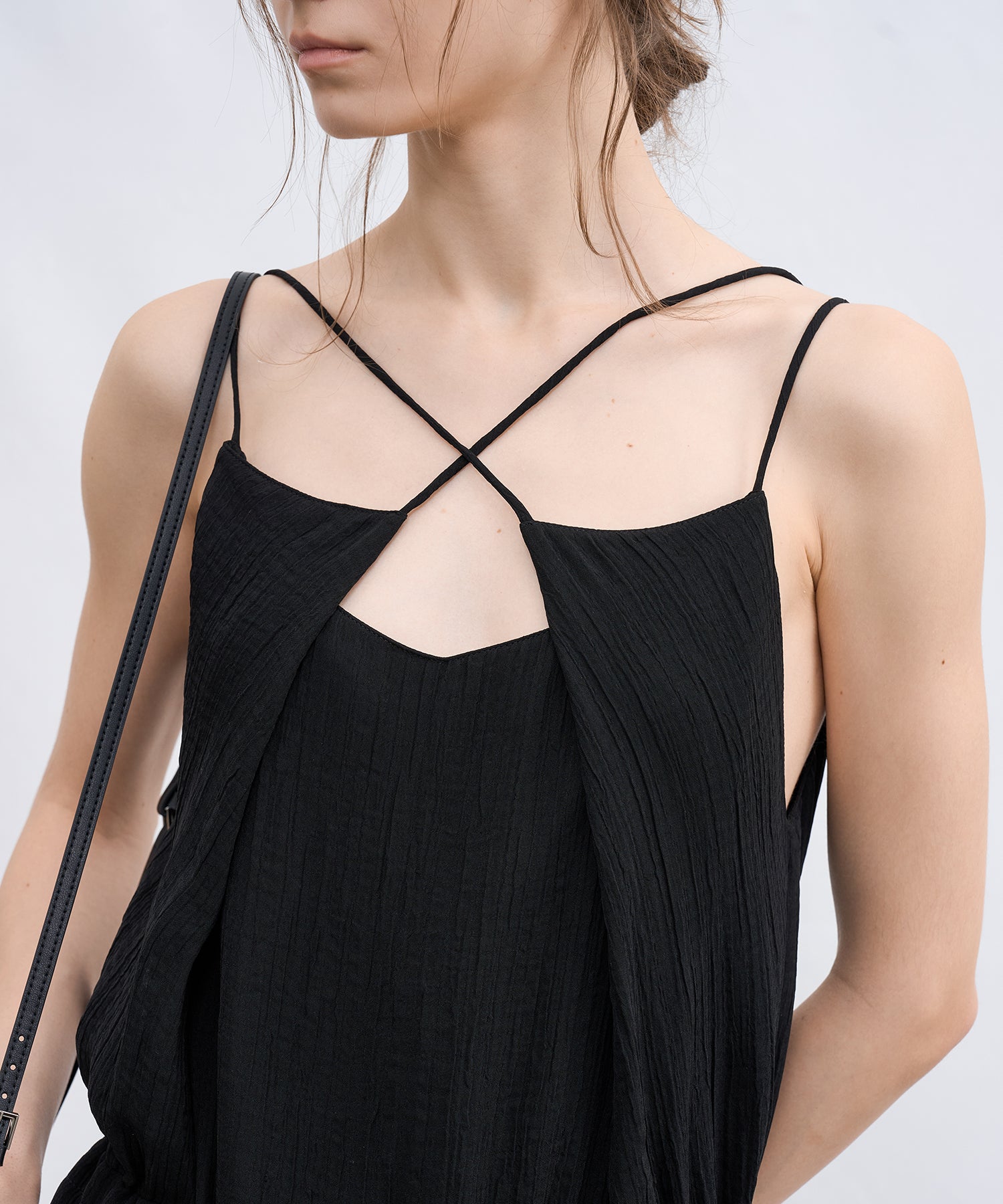 Cross Neck All-in-One