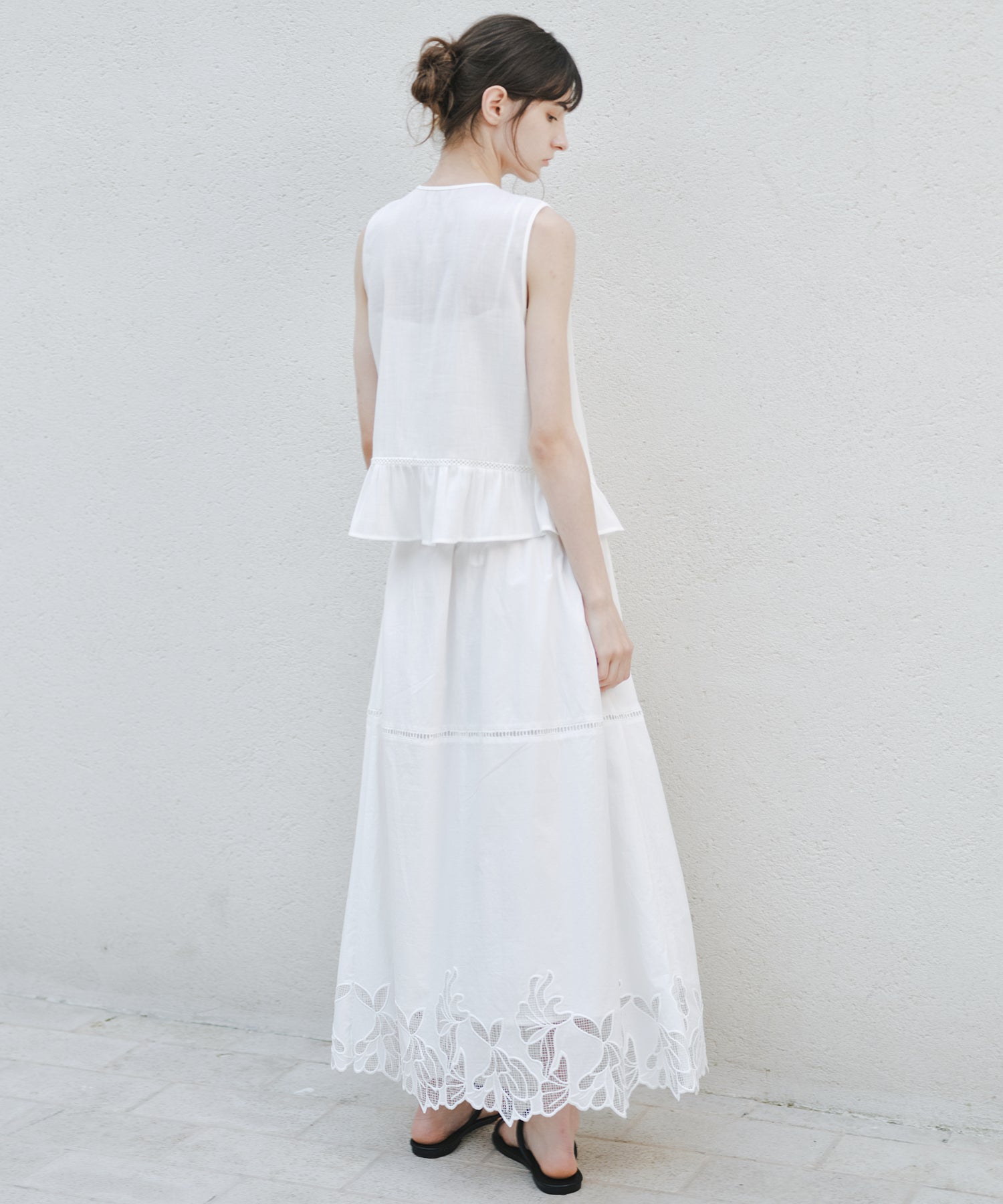 「8月中旬~下旬出荷」Linen Blend Front Tie Ruffle Sleeveless Vest