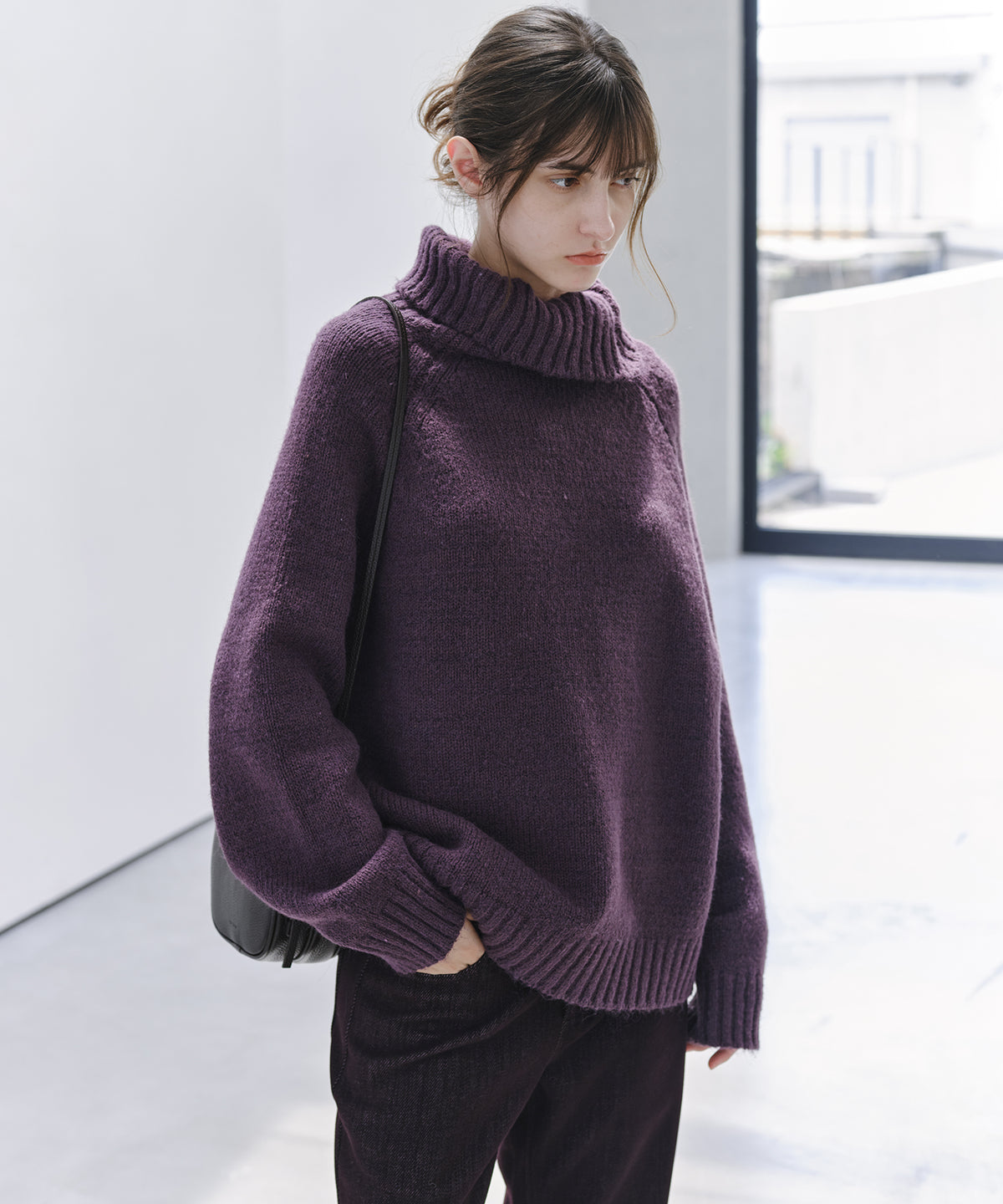 「11月下旬出荷予定」Turtleneck Raglan Knit Sweater