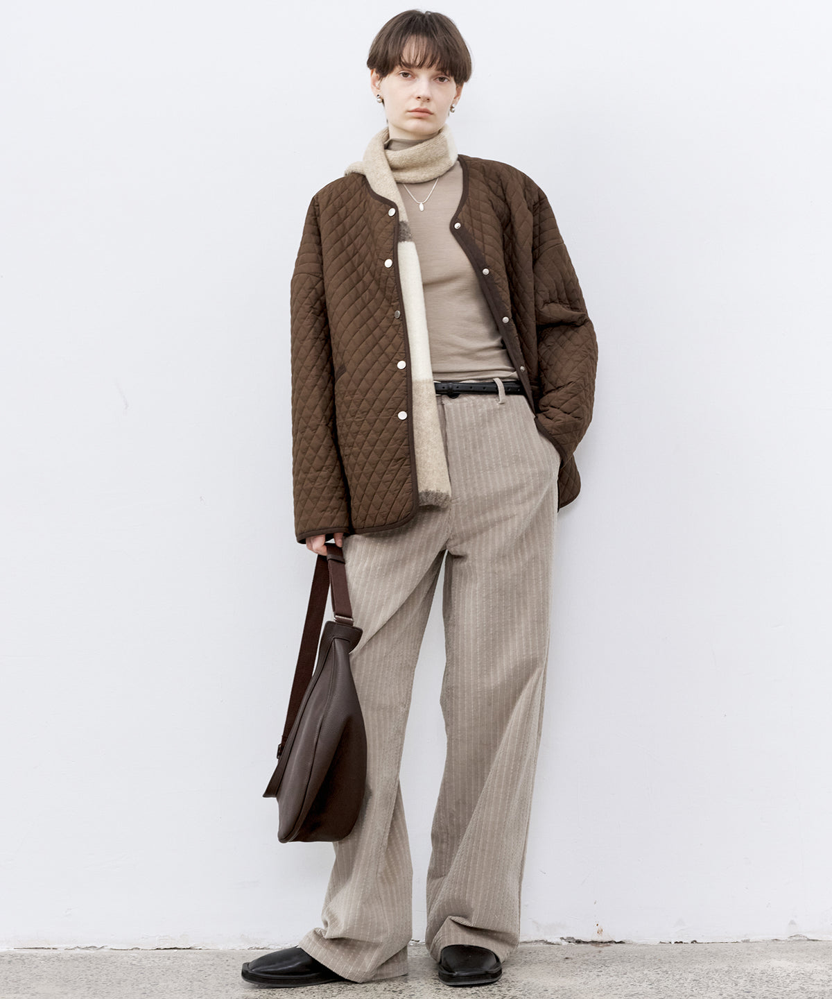 Round Hem Quilted Mid Jacket
