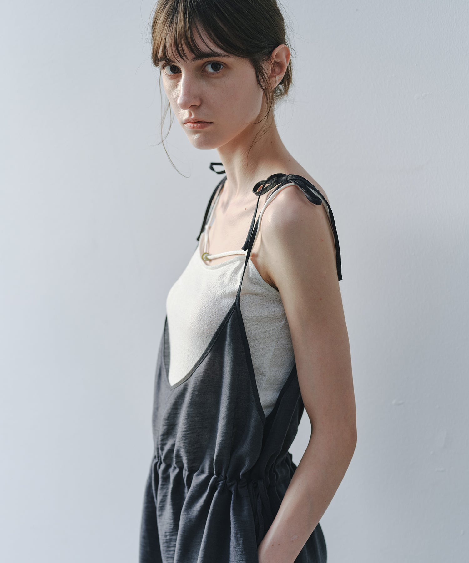 「8月中旬~下旬出荷」Wool Silk Beaded Strap Camisole