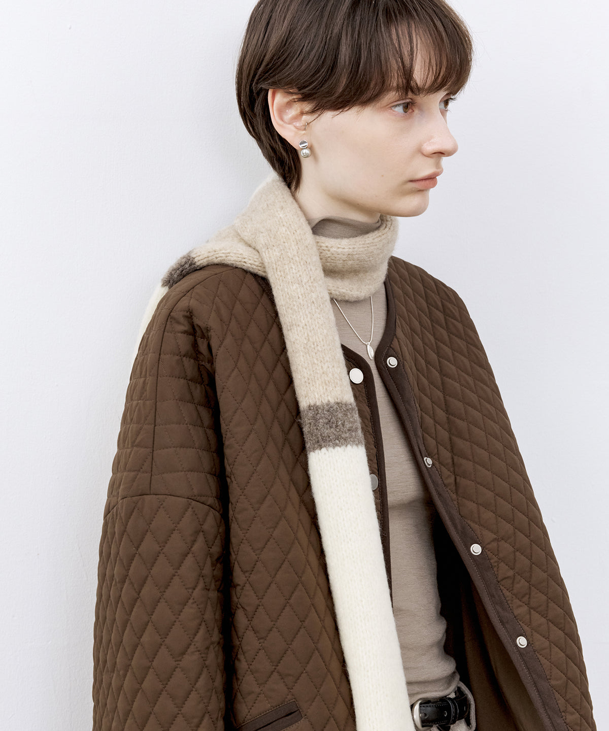 Round Hem Quilted Mid Jacket