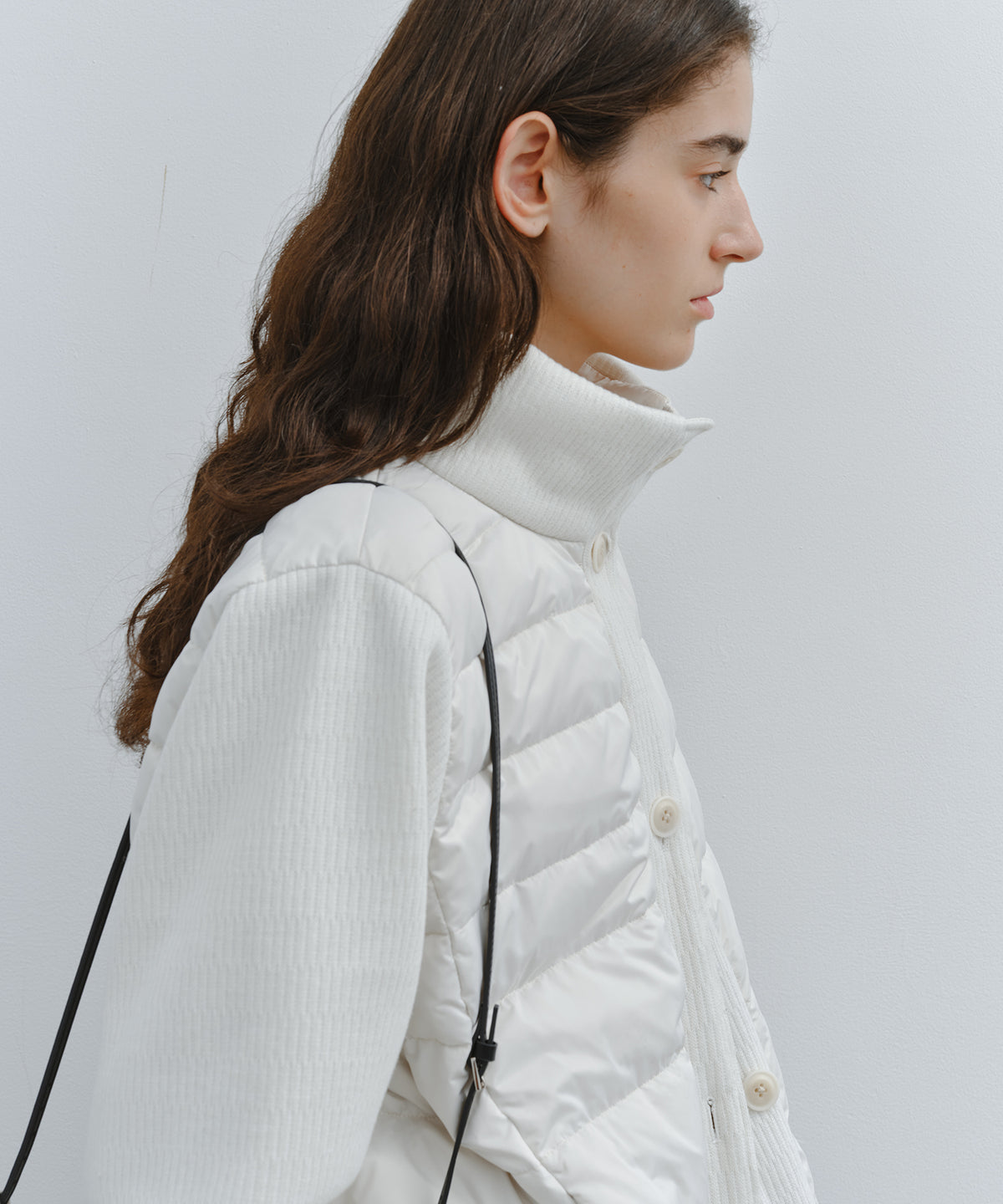 「10月下旬出荷予定」Knit Sleeve Panelled Lightweight Short Down Jacket