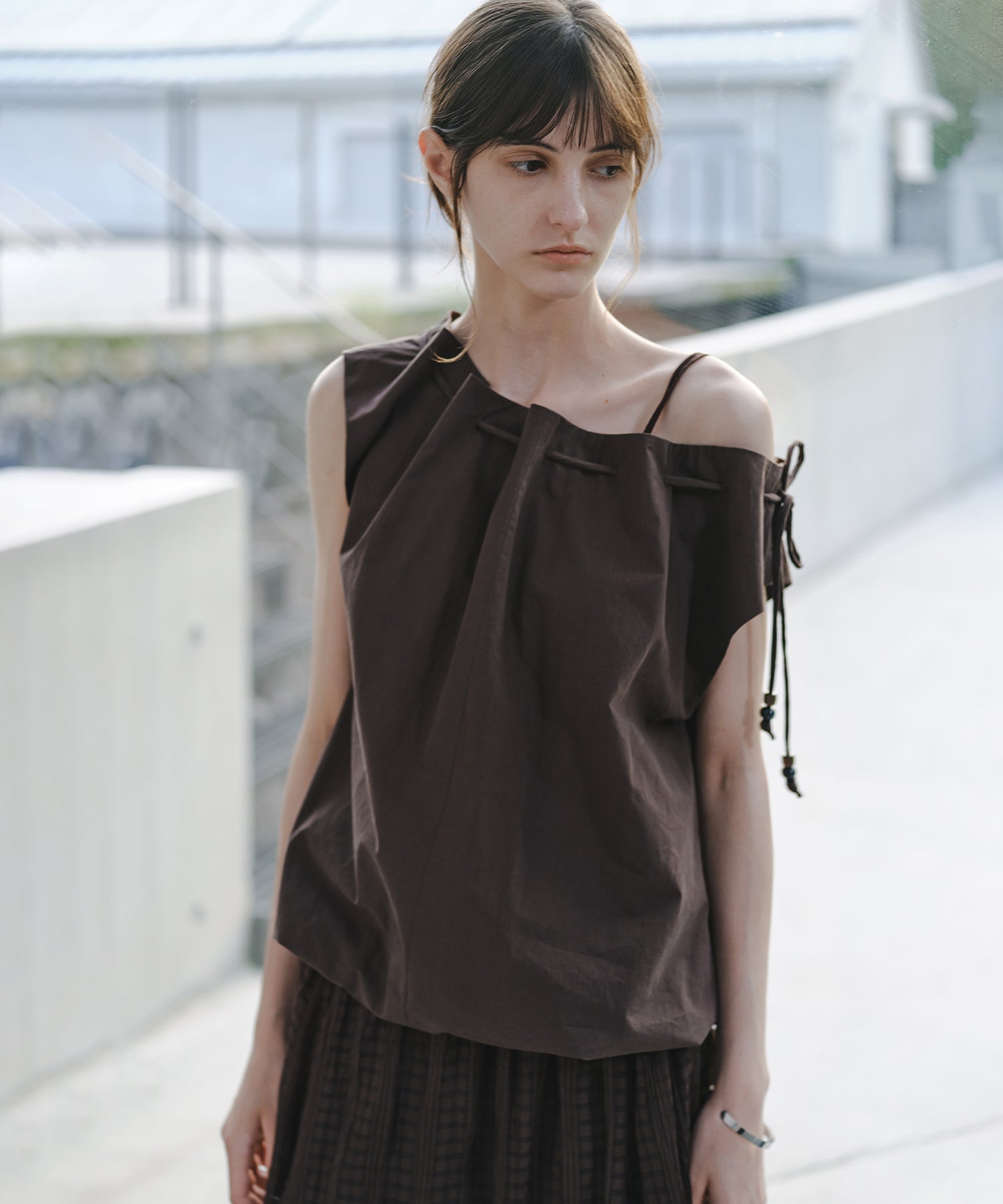 「7月上旬~中旬出荷」Drawstring Off-Shoulder Balloon Top
