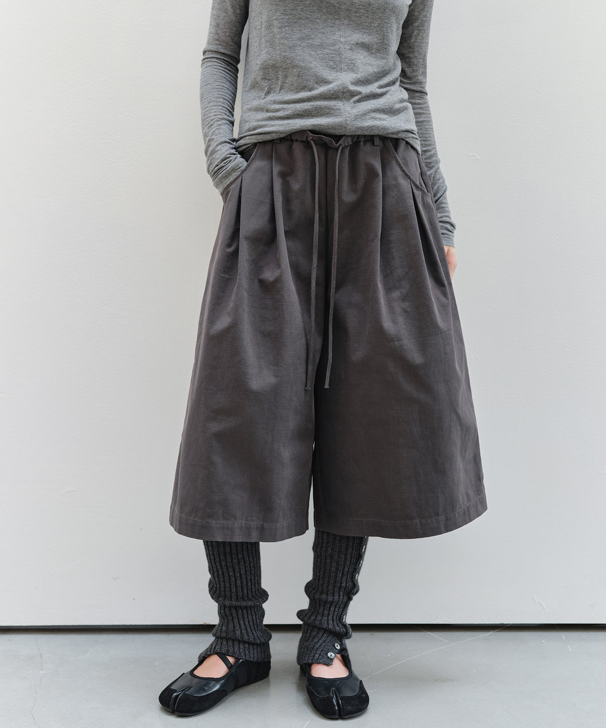 Button Detail Ribbed Knit Leg Warmers