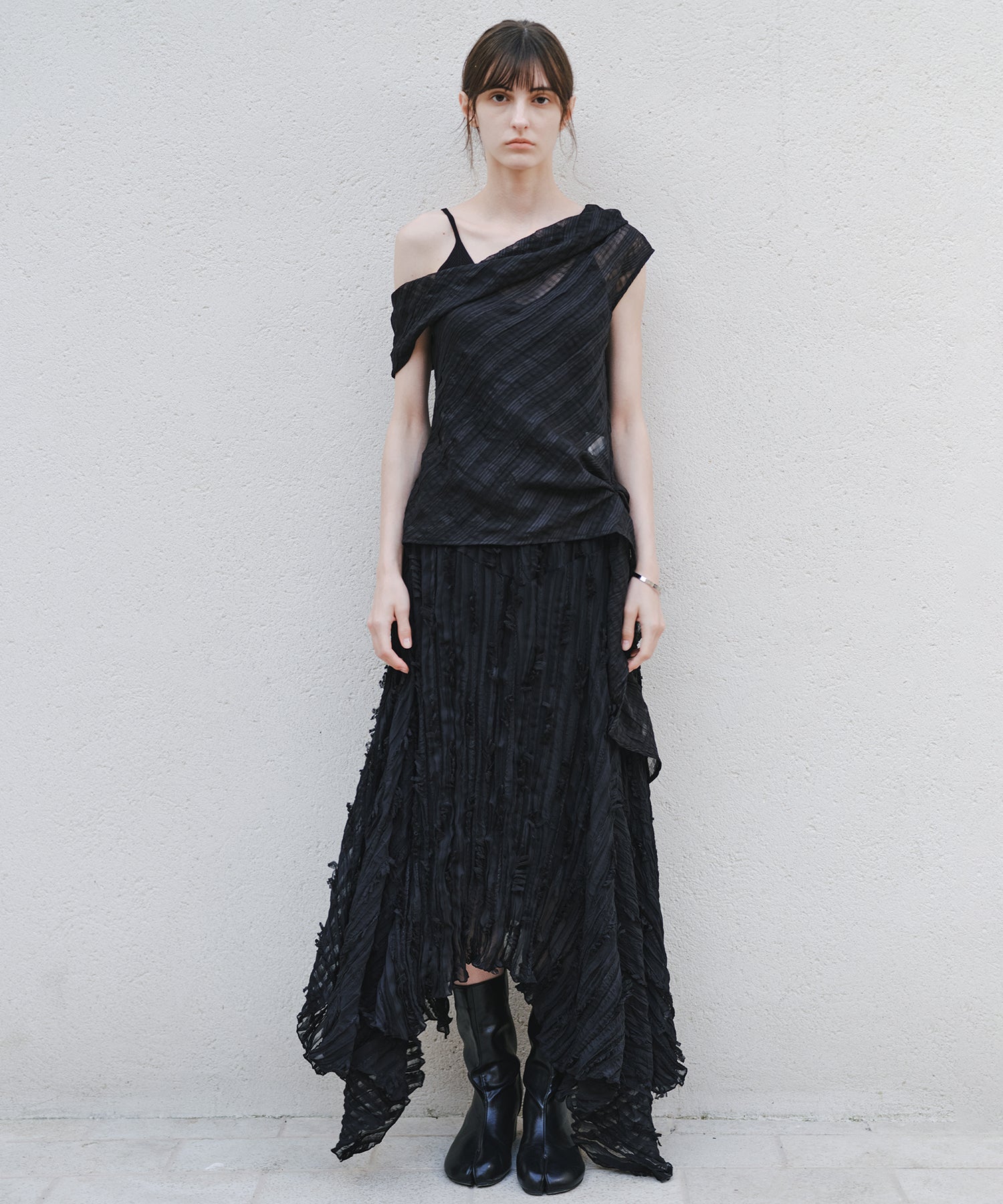 「7月中旬~下旬出荷」Sheer Check One-Shoulder Top