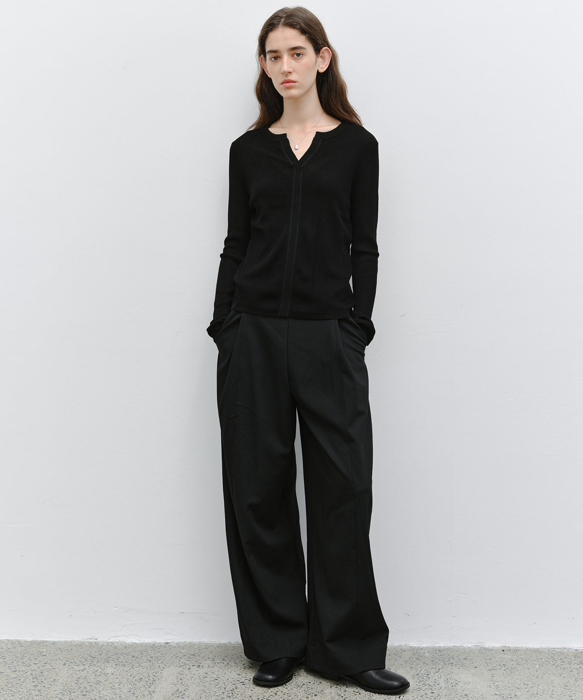 「10月下旬出荷予定」Tucked Wide Straight Slacks Pants