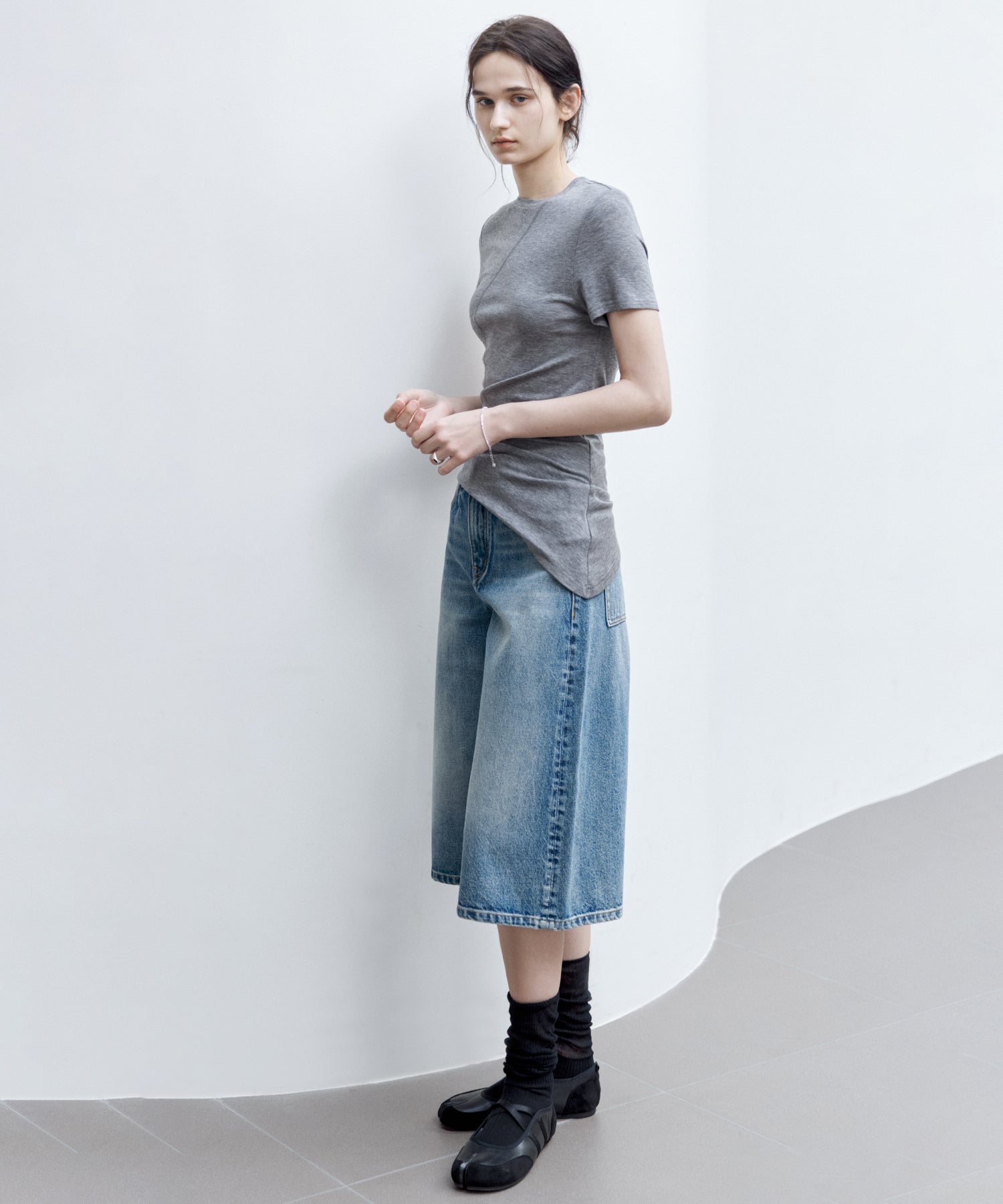 Asymmetric Hem Fitted T-Shirt in Lyocell Blend