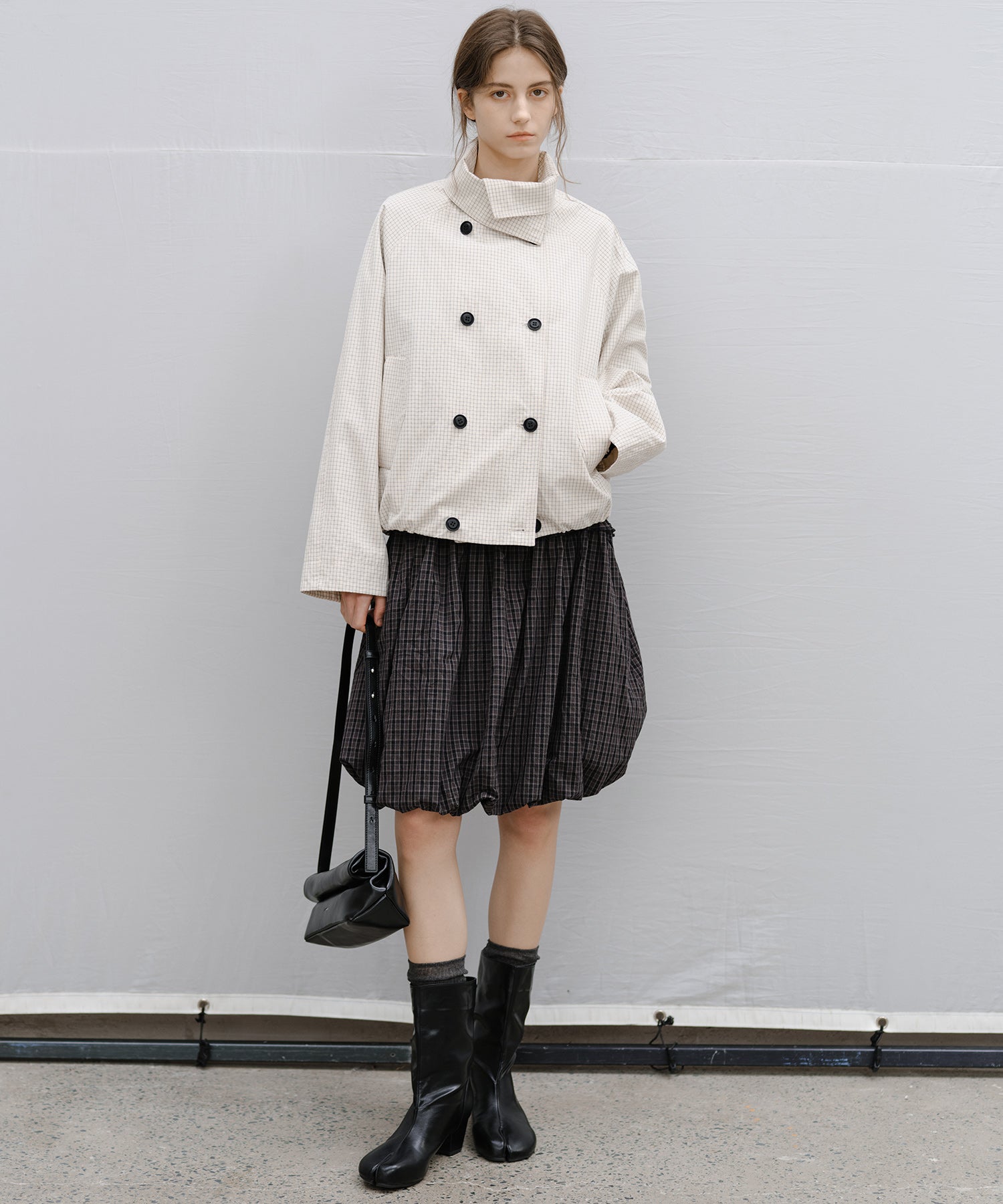 「2월 하순~3월 상순 출하」Double-Breasted Check Cropped Jacket
