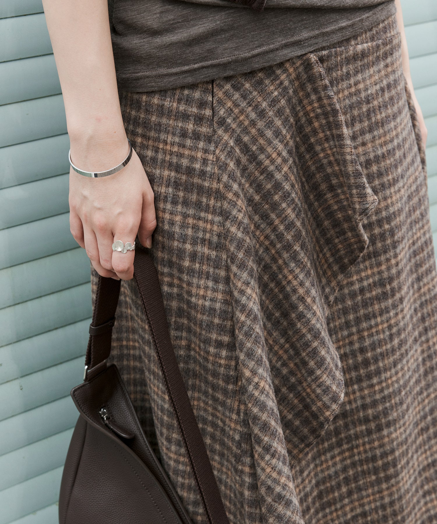Wool Blend Irregular Flake Detail Yarn-Dyed Vintage Check Brushed A-Line Midi Skirt