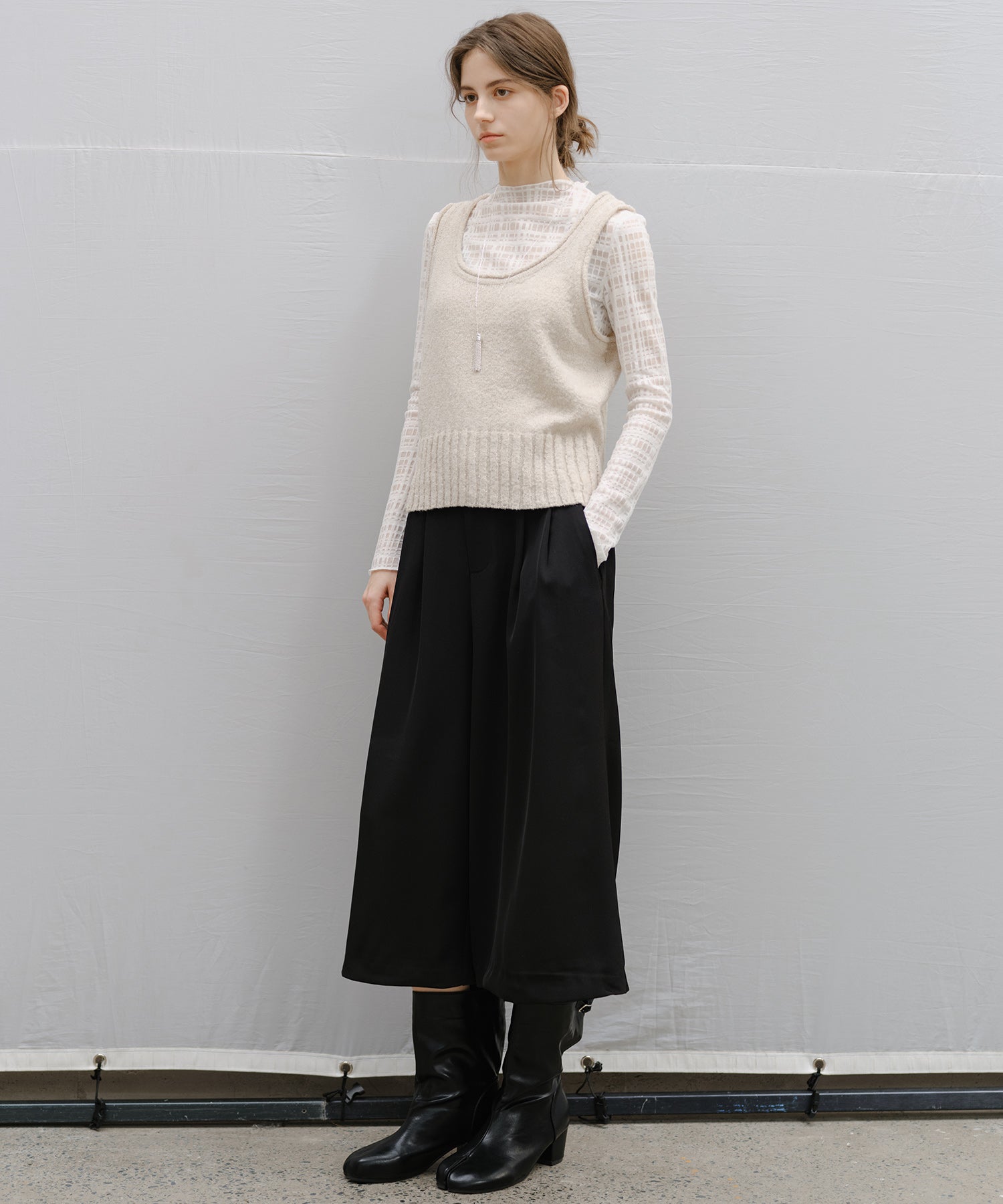 "Shipping from early to mid-March" Check Pattern Sheer Mesh Long Sleeve Top