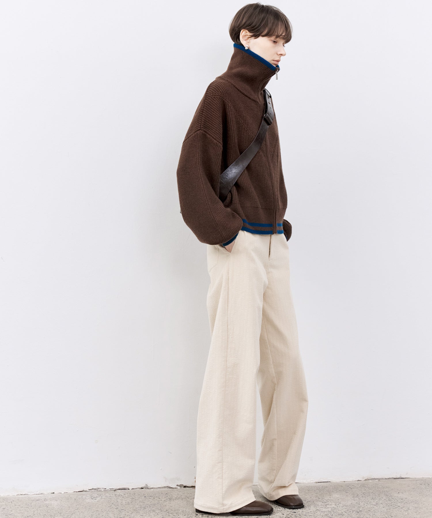 Contrast Panel Wool Zip Cardigan with Dual-Way Collar