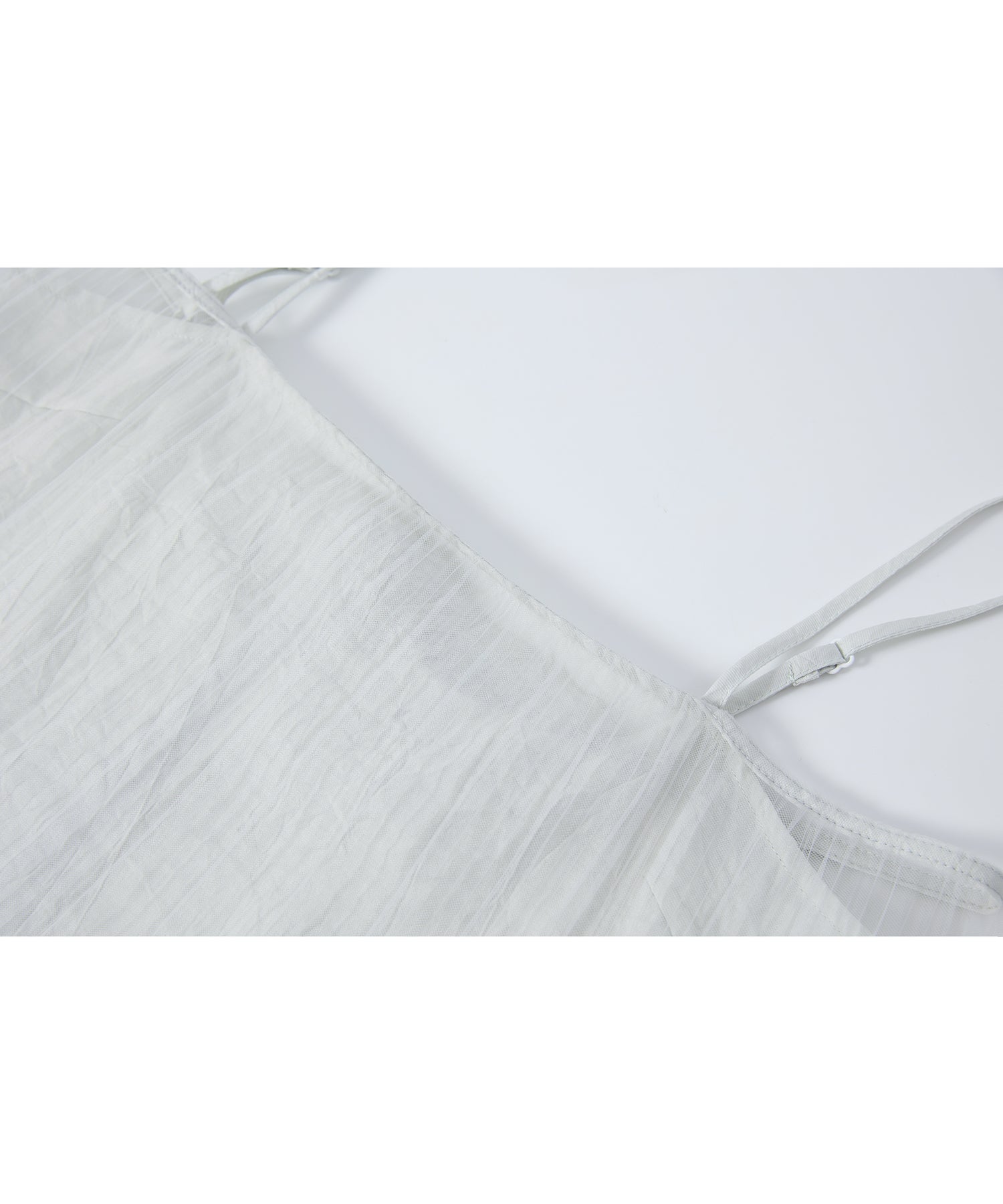 「7月中旬~下旬出荷」Sheer Pleated Back Tie Camisole Top