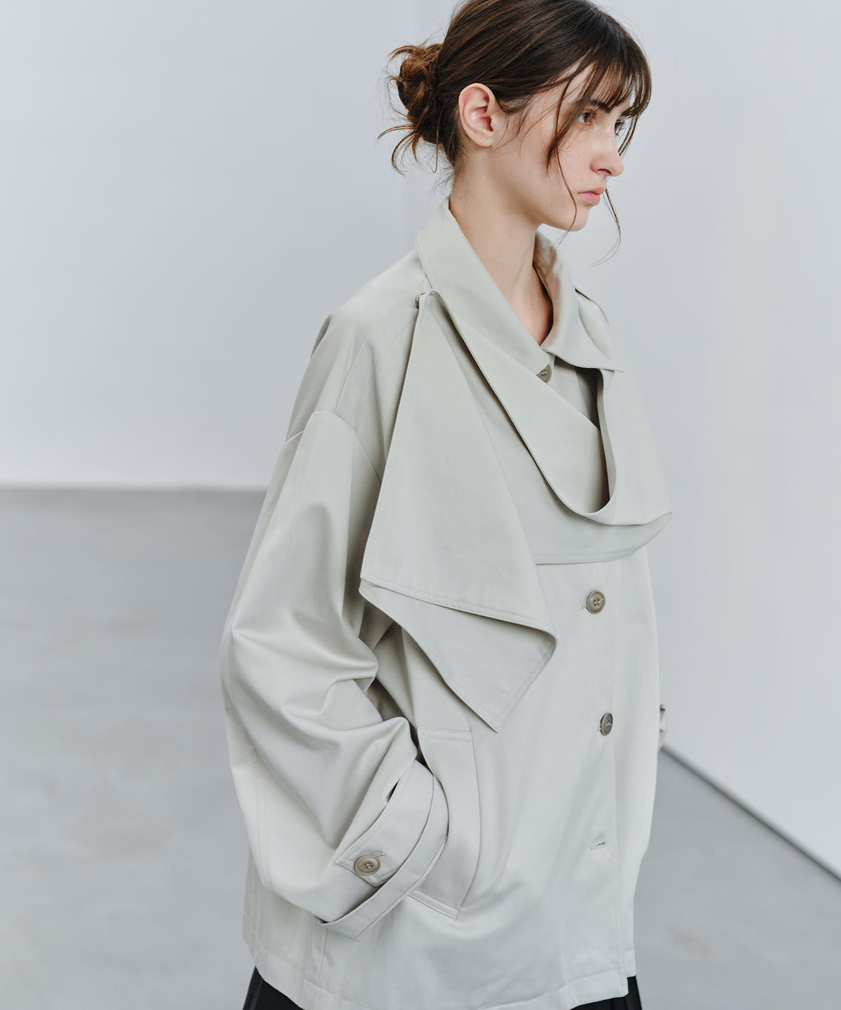 「9月下旬出荷予定」Detachable Scarf Belted Short Trench Coat